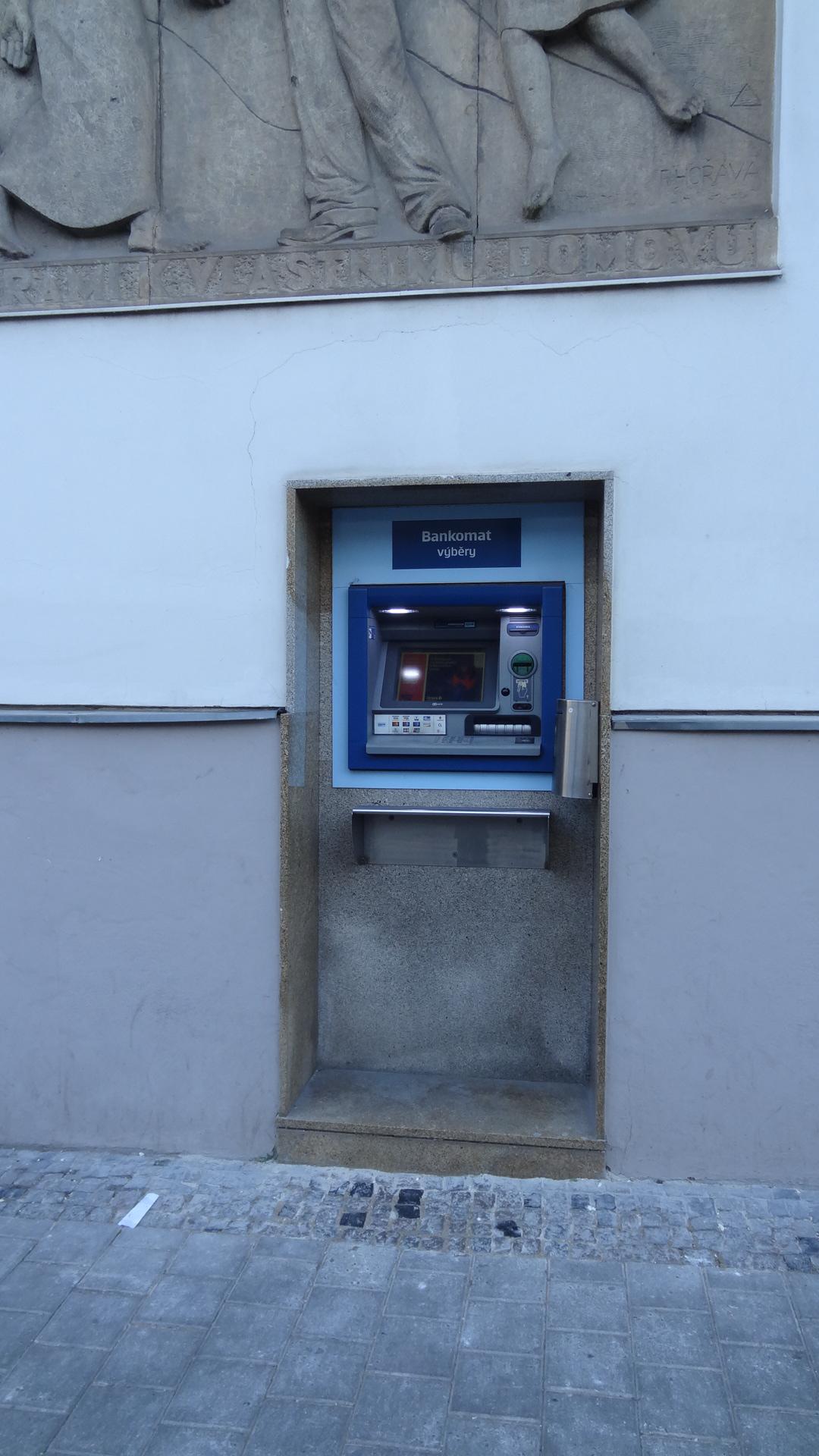 Bankomat České spořitelny foto 4