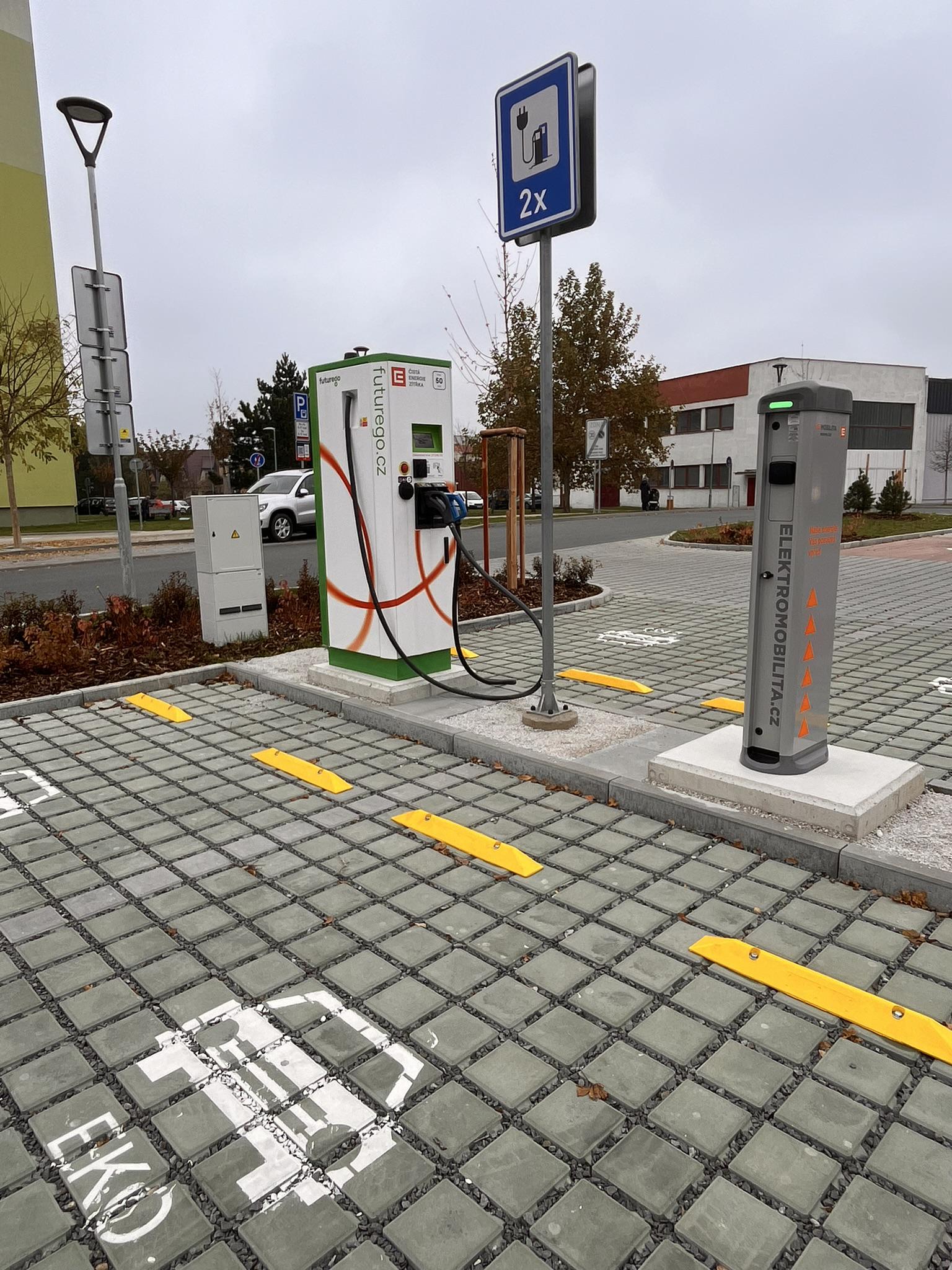 Nabíjecí stanice ČEZ foto 4