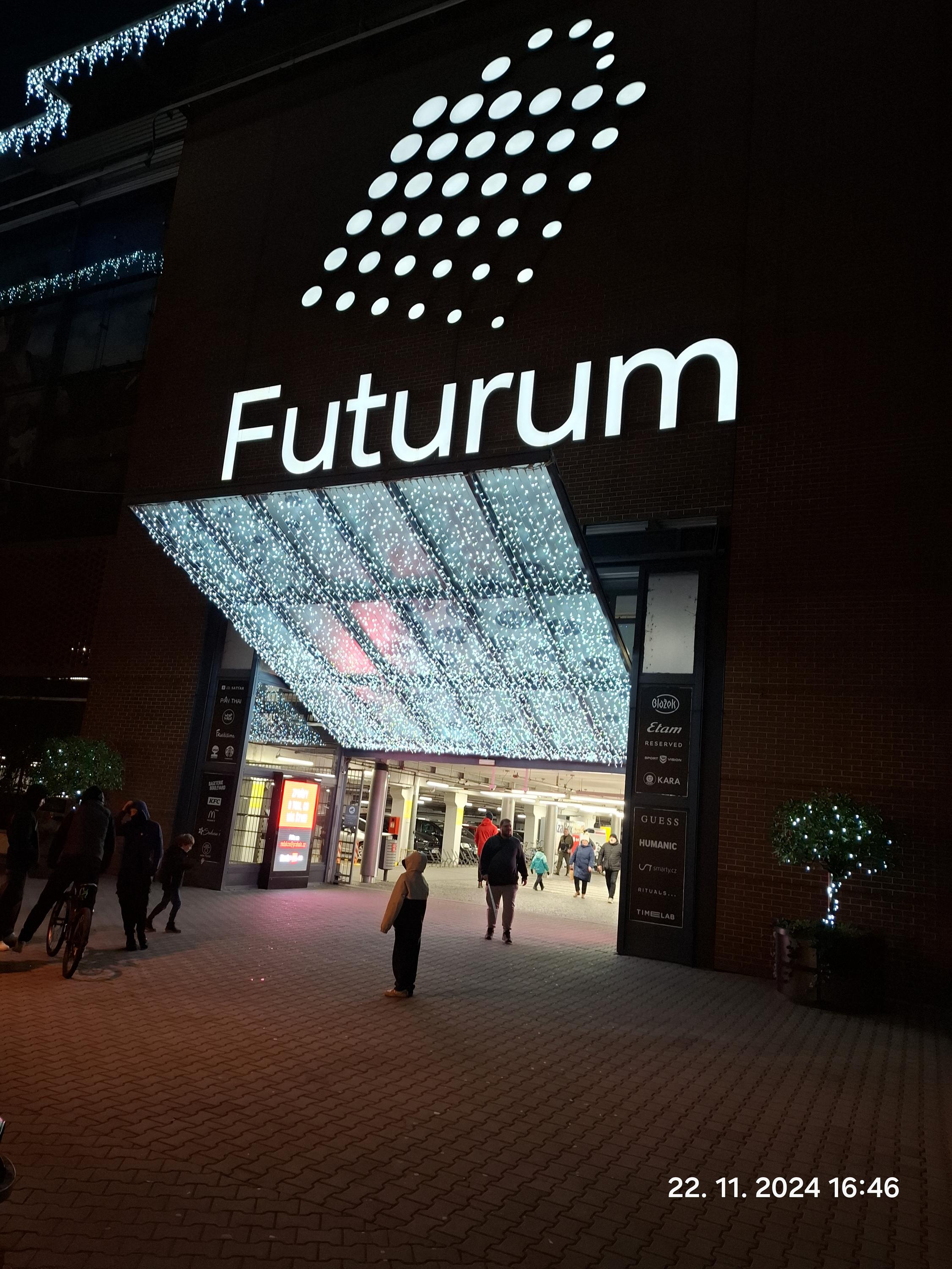 OC Futurum Hradec Králové foto 4