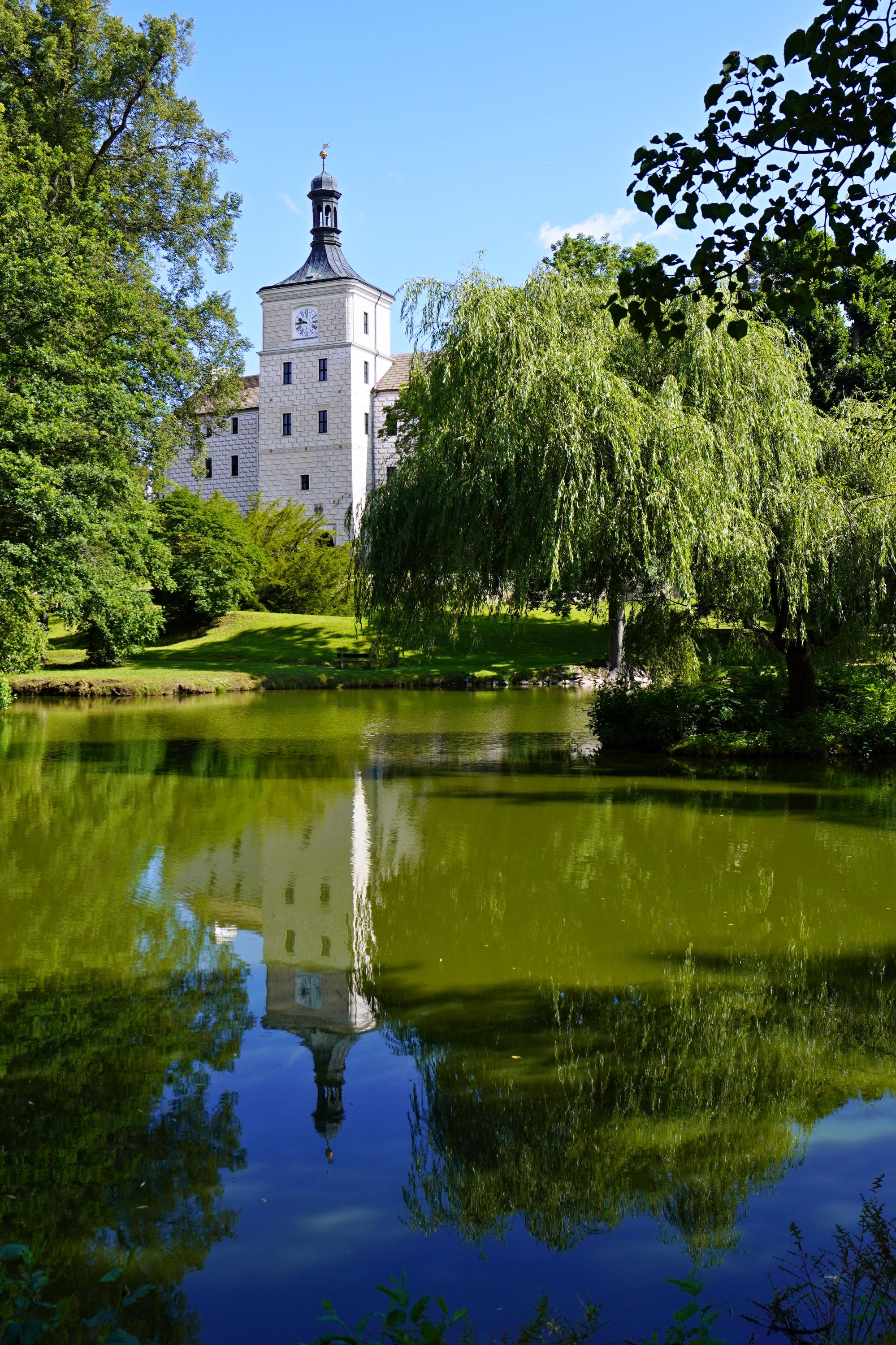 Státní zámek Březnice foto 3