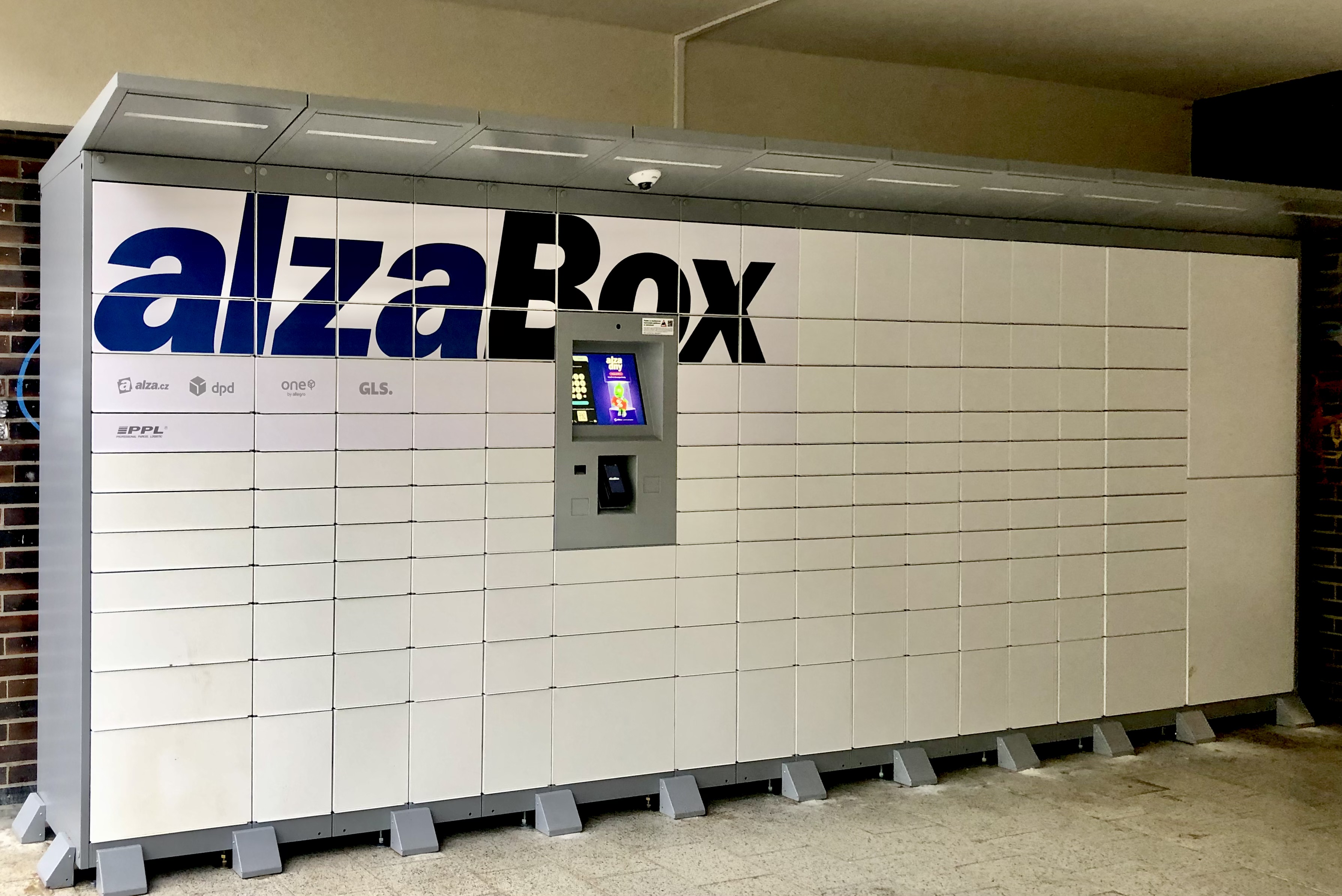 AlzaBox