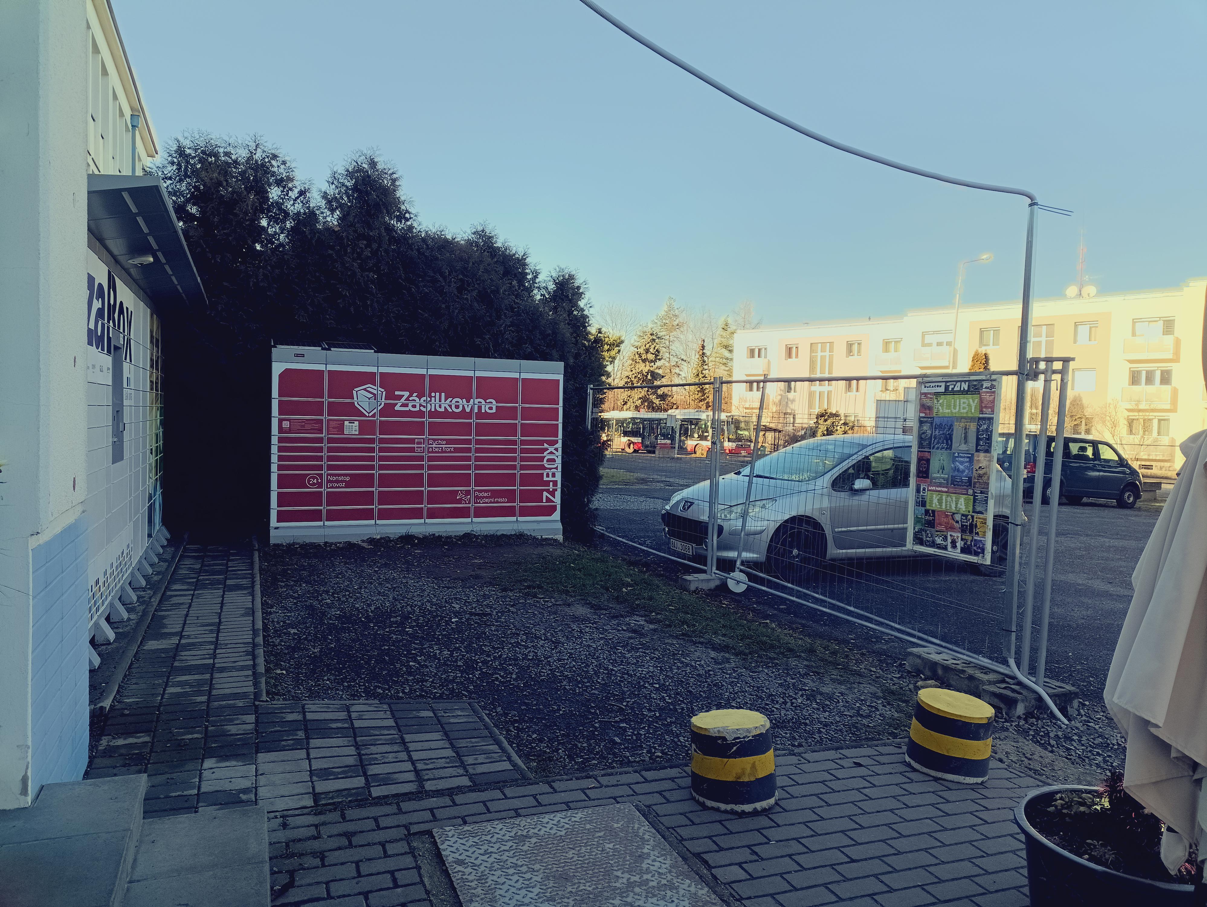 Z-BOX