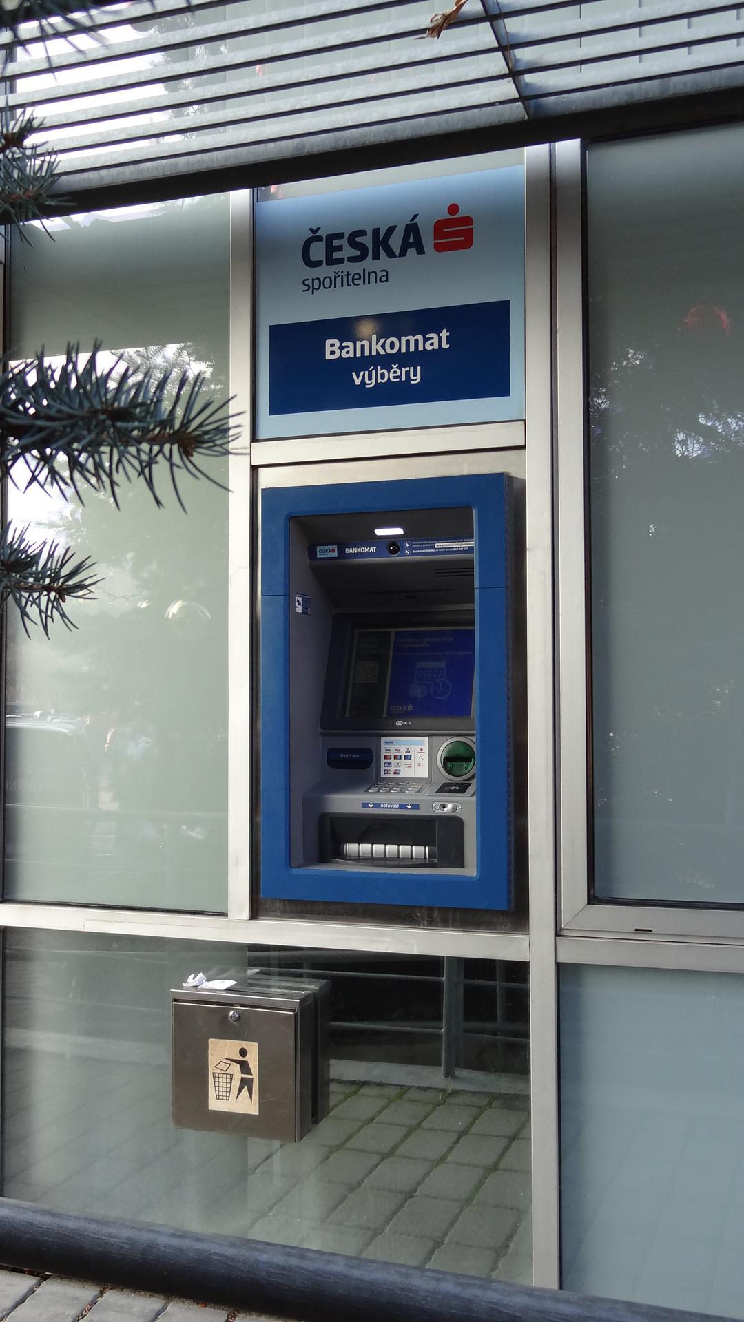 Bankomat České spořitelny foto 3