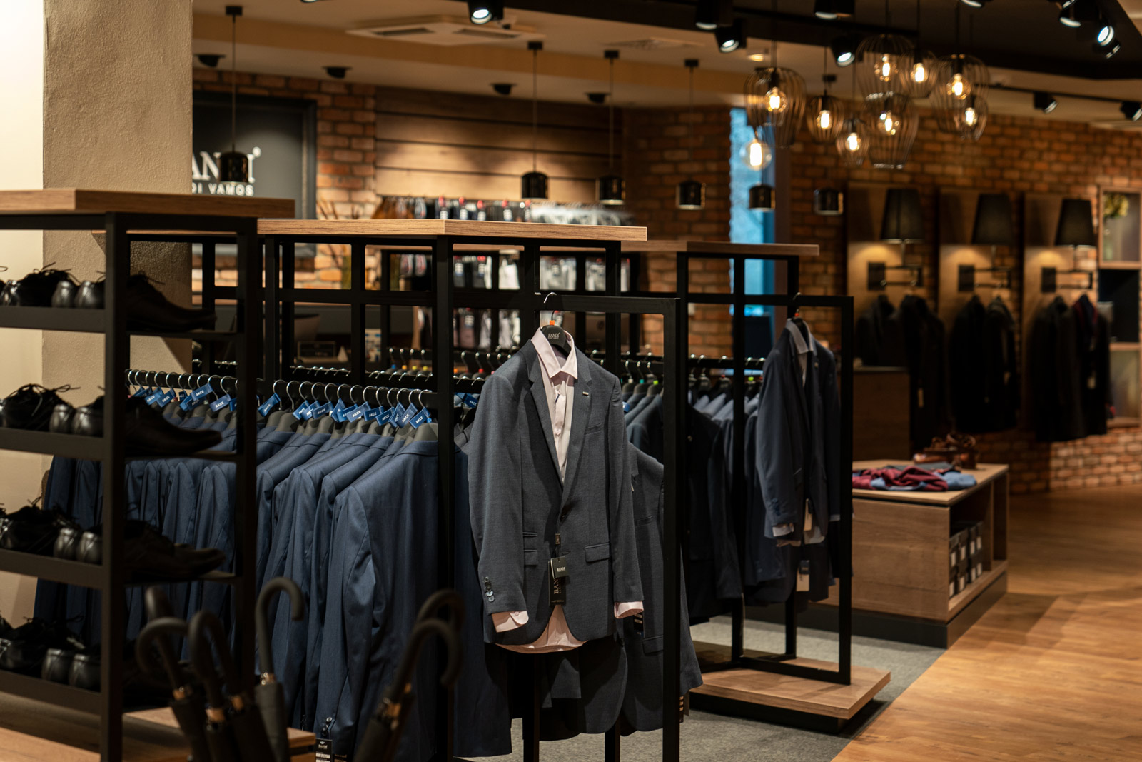 Pánské obleky BANDI foto 6