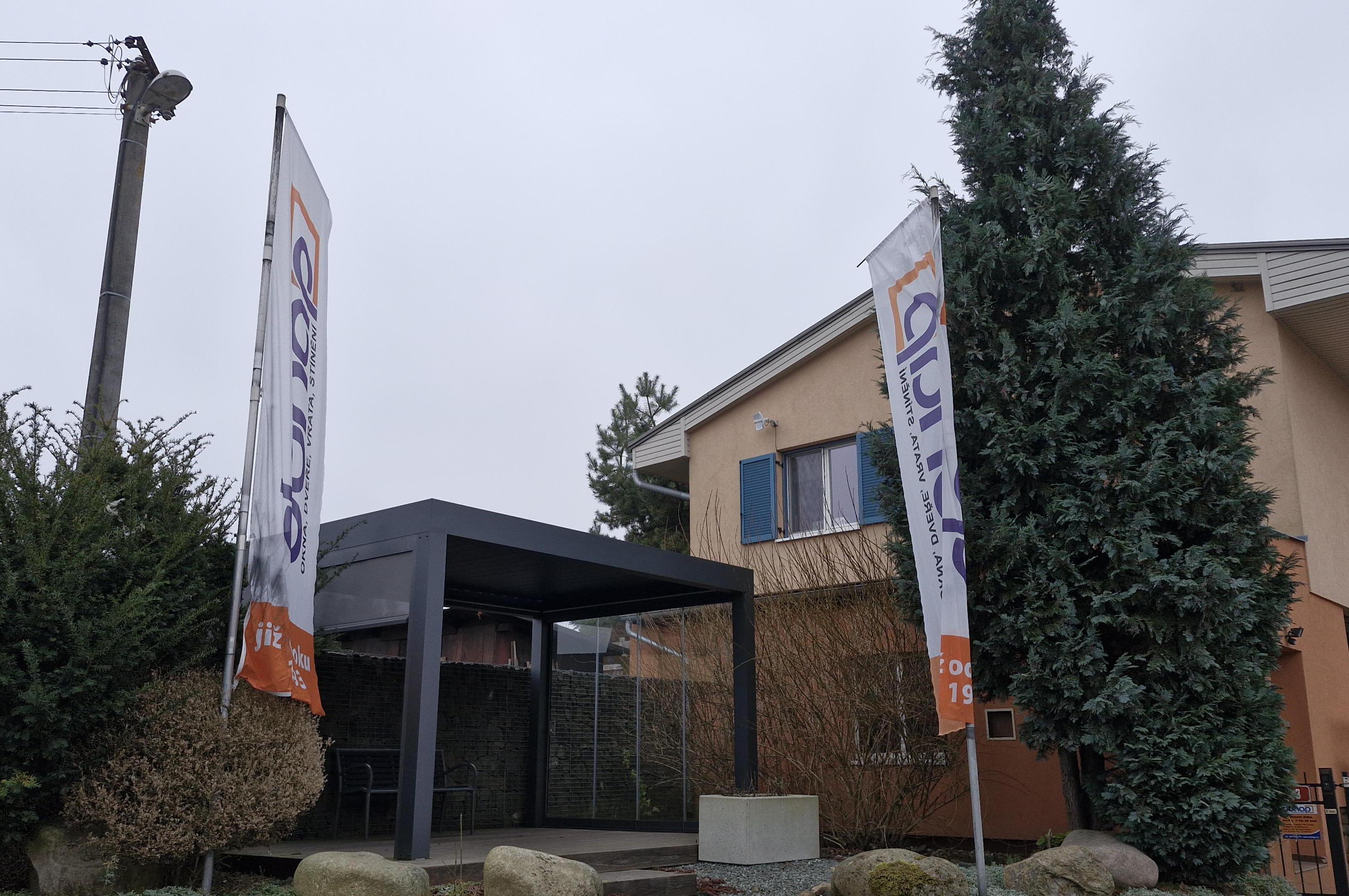 DONAP - OKNA, DVEŘE, VRATA, STÍNĚNÍ