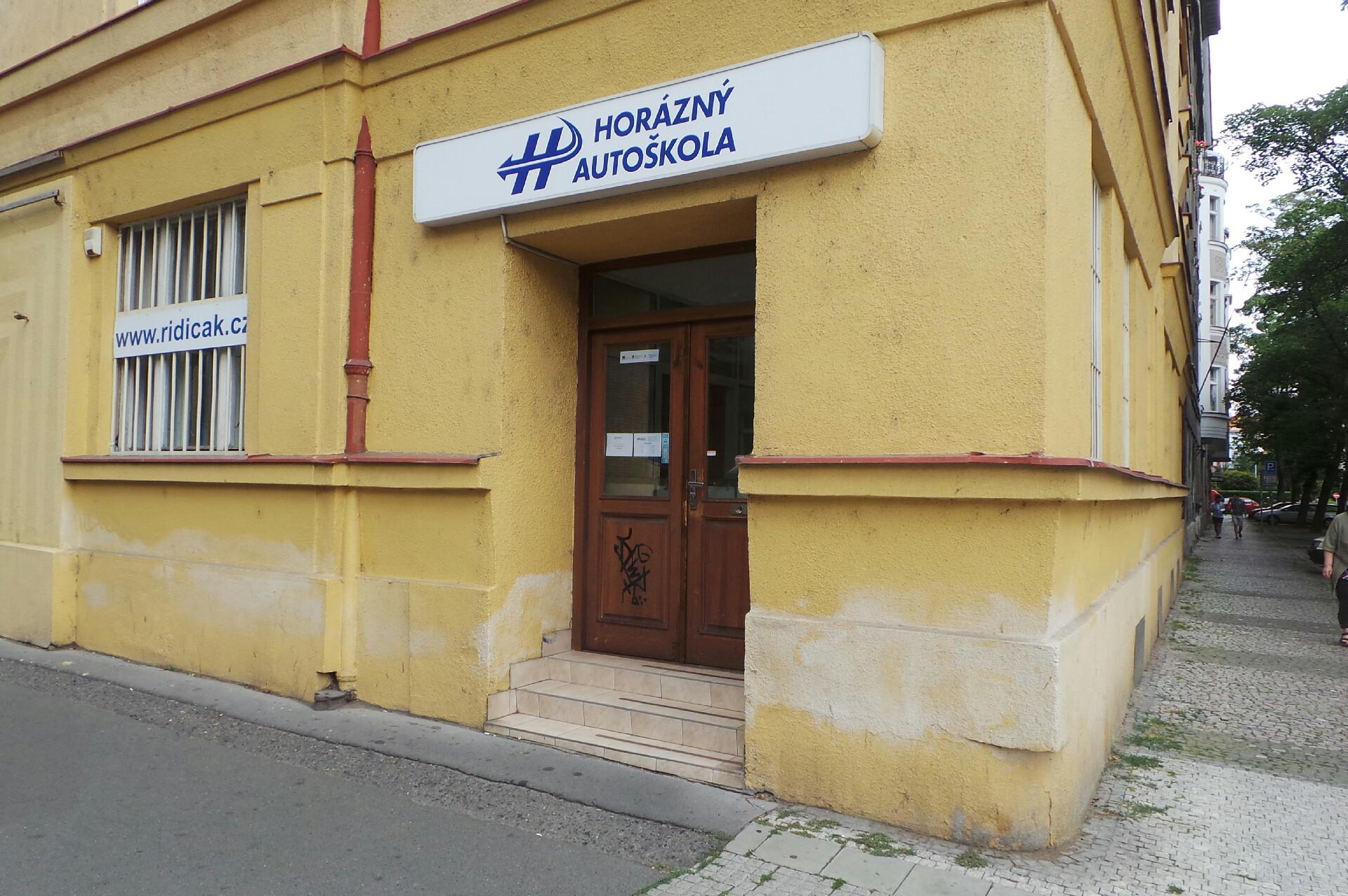 JUDr. Ing. Ondřej Horázný, advokát