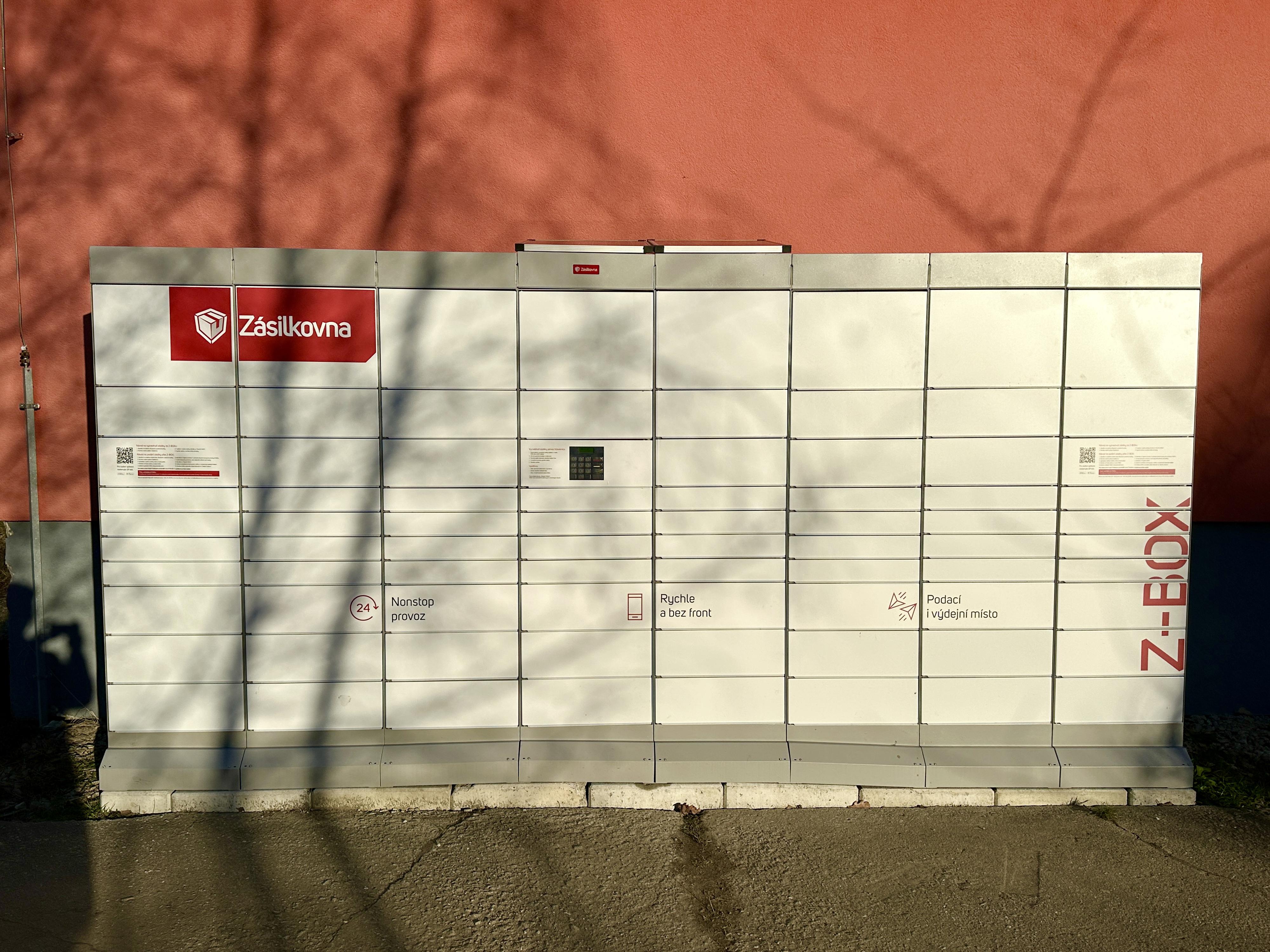 Z-BOX foto 2