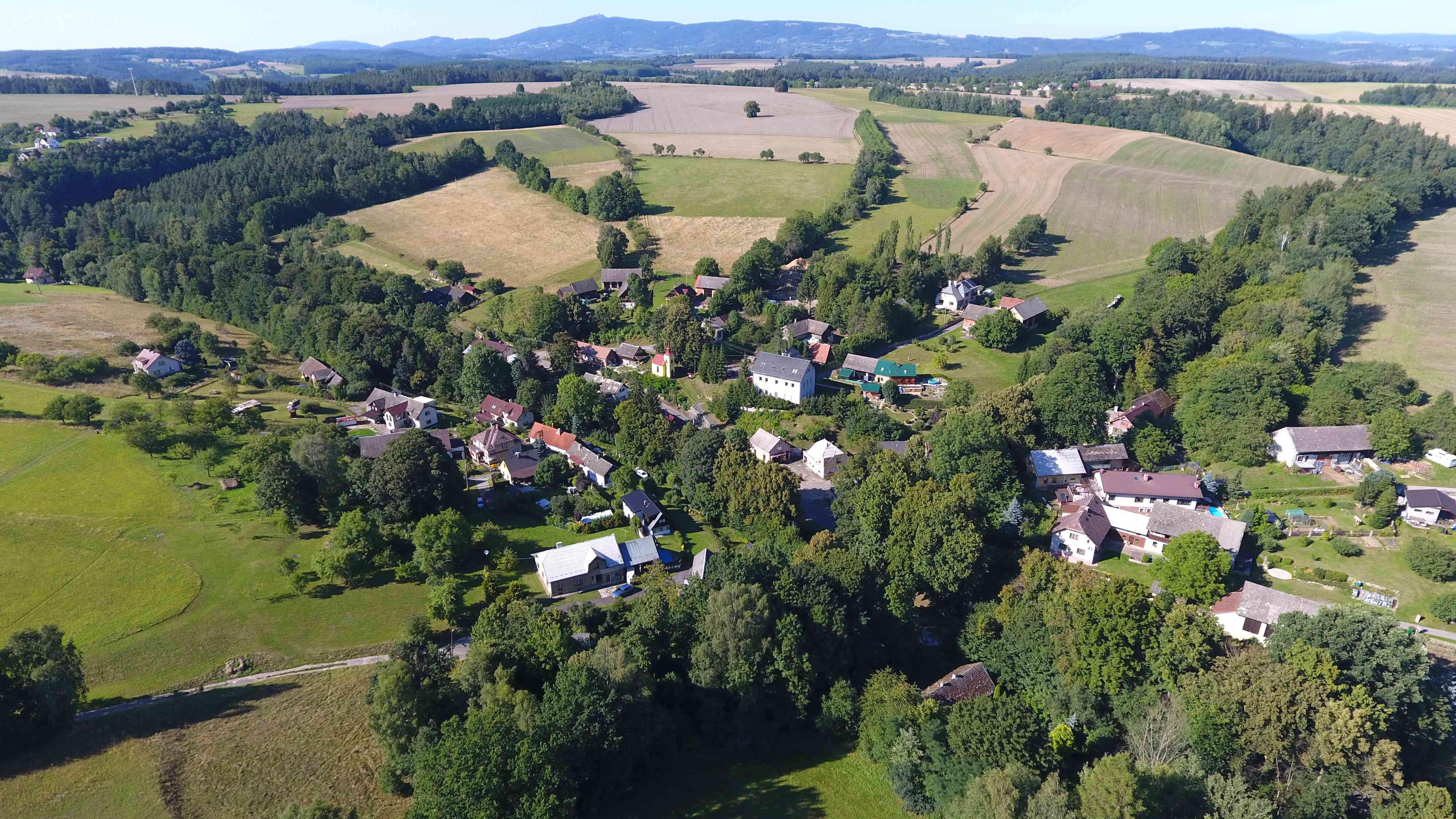 Kobyly - obecní úřad foto 6