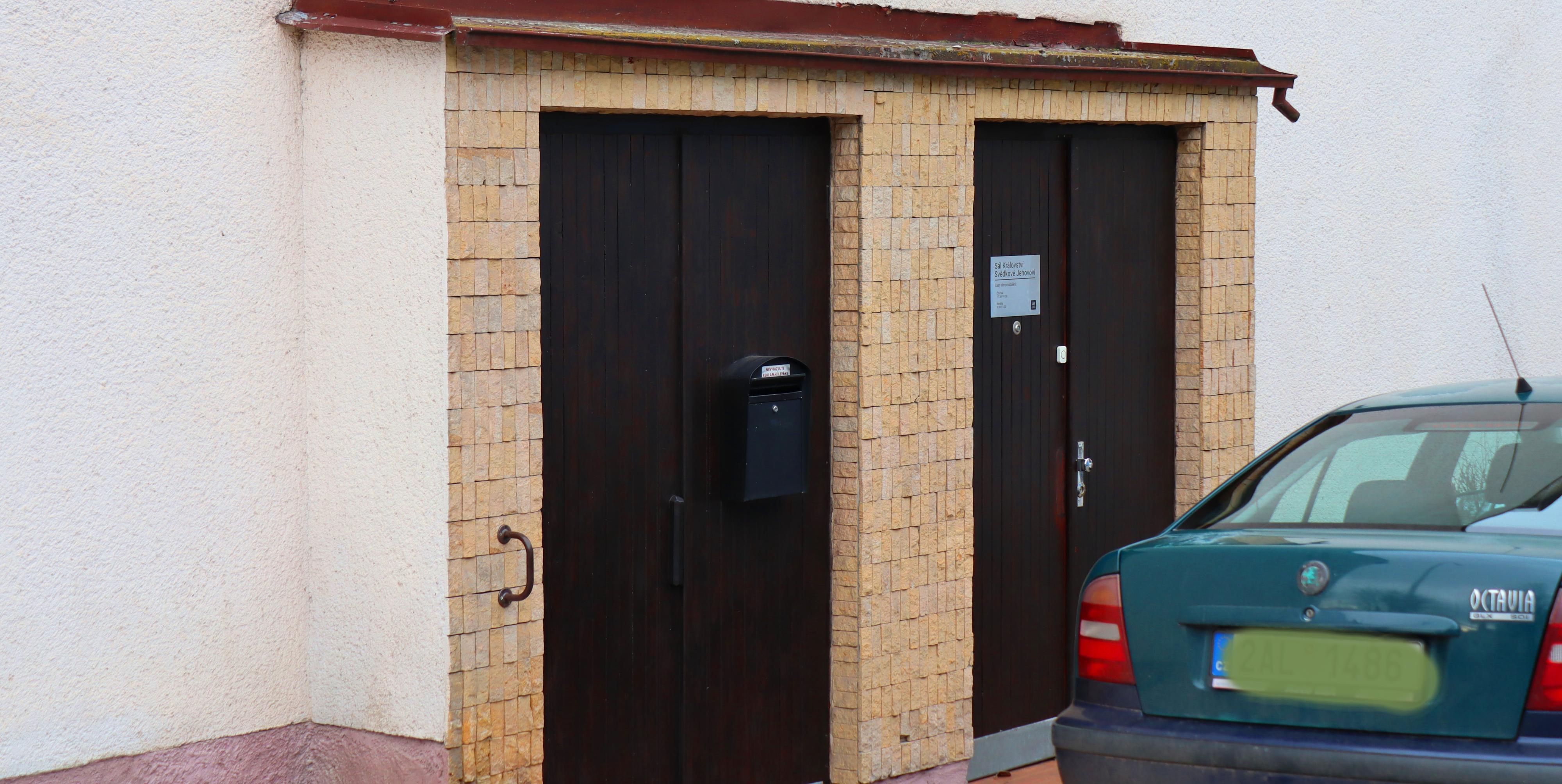 Náboženská společnost Svědkové Jehovovi foto 4