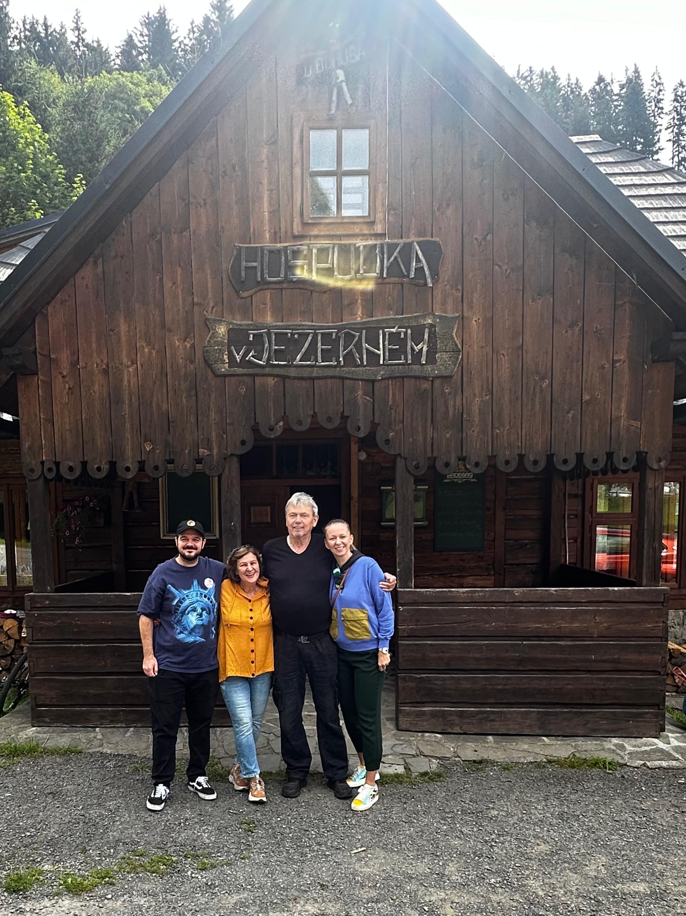 Hobovka - naše hospůdka v Jezerném foto 5