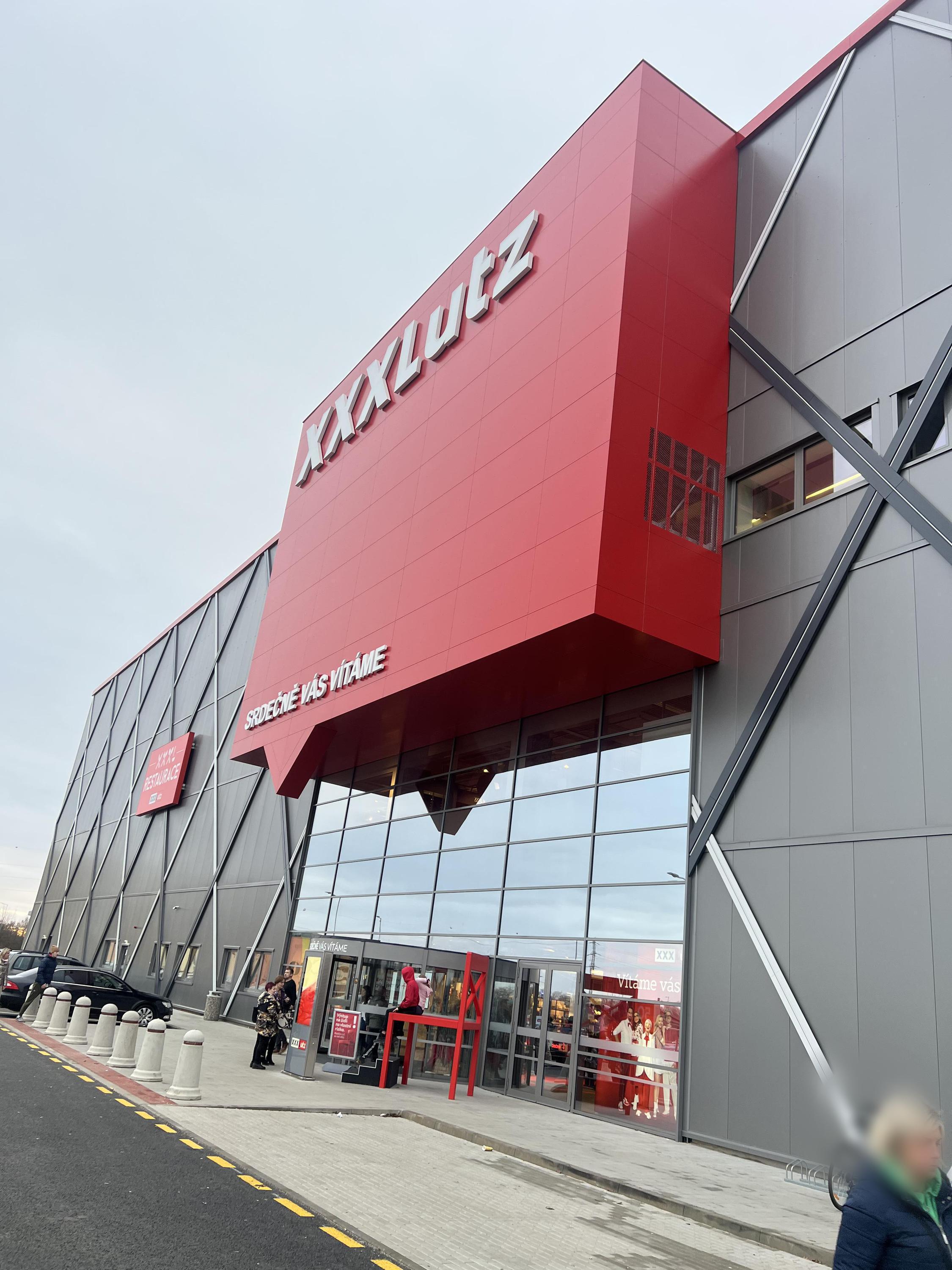 XXXLutz restaurace foto 2