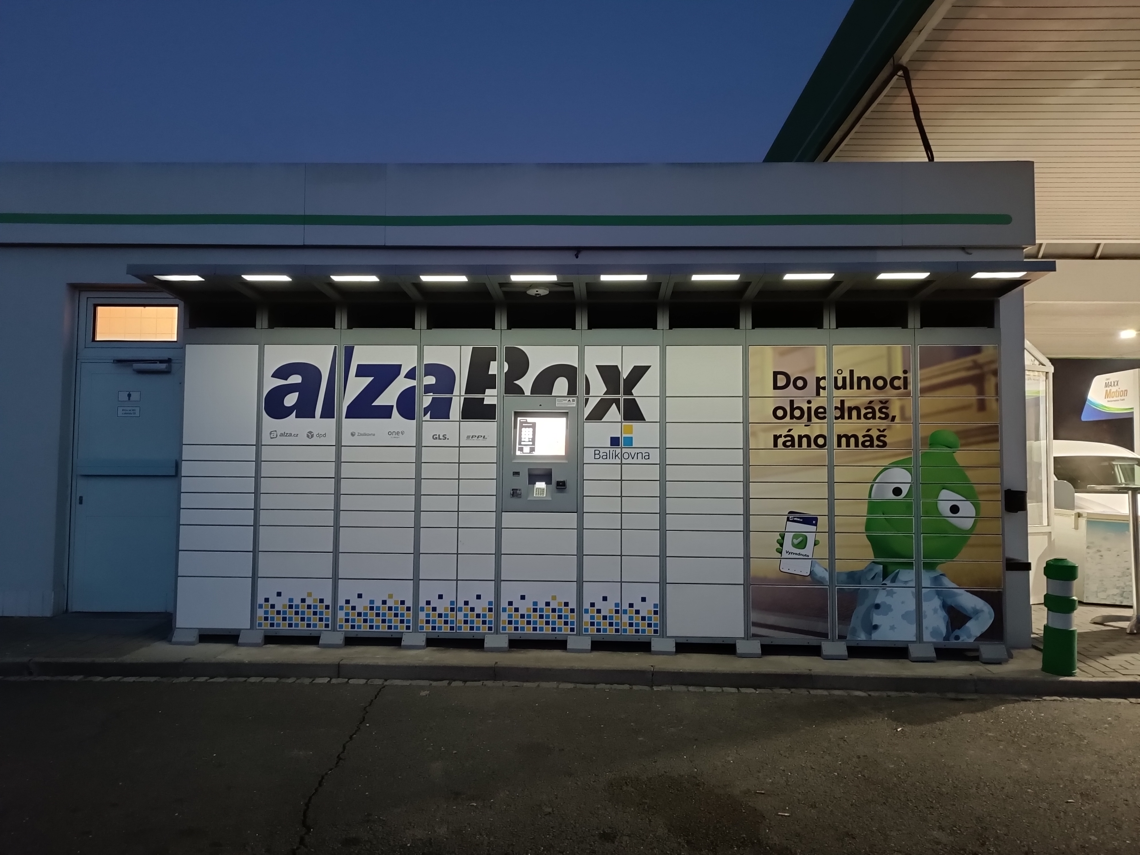 AlzaBox