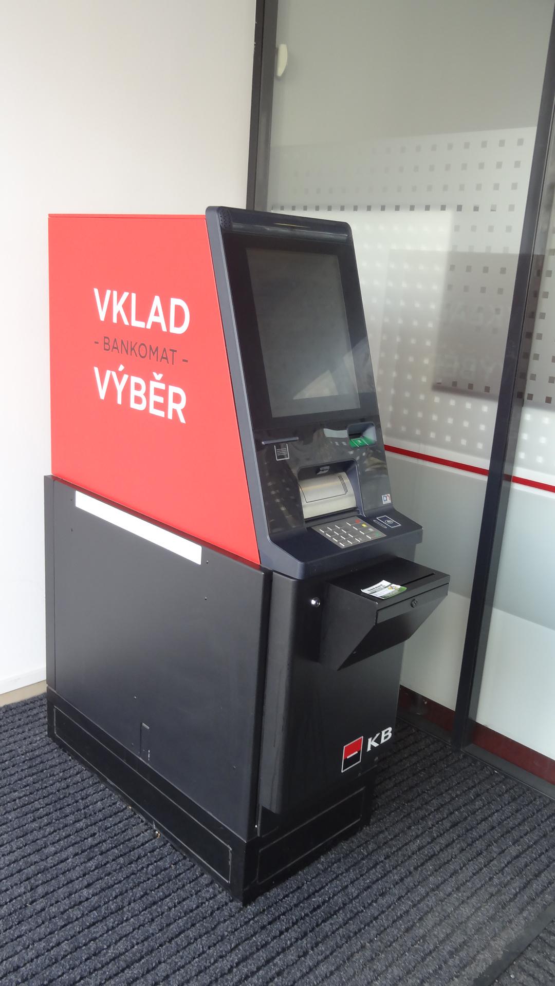 Bankomat Komerční banky foto 3