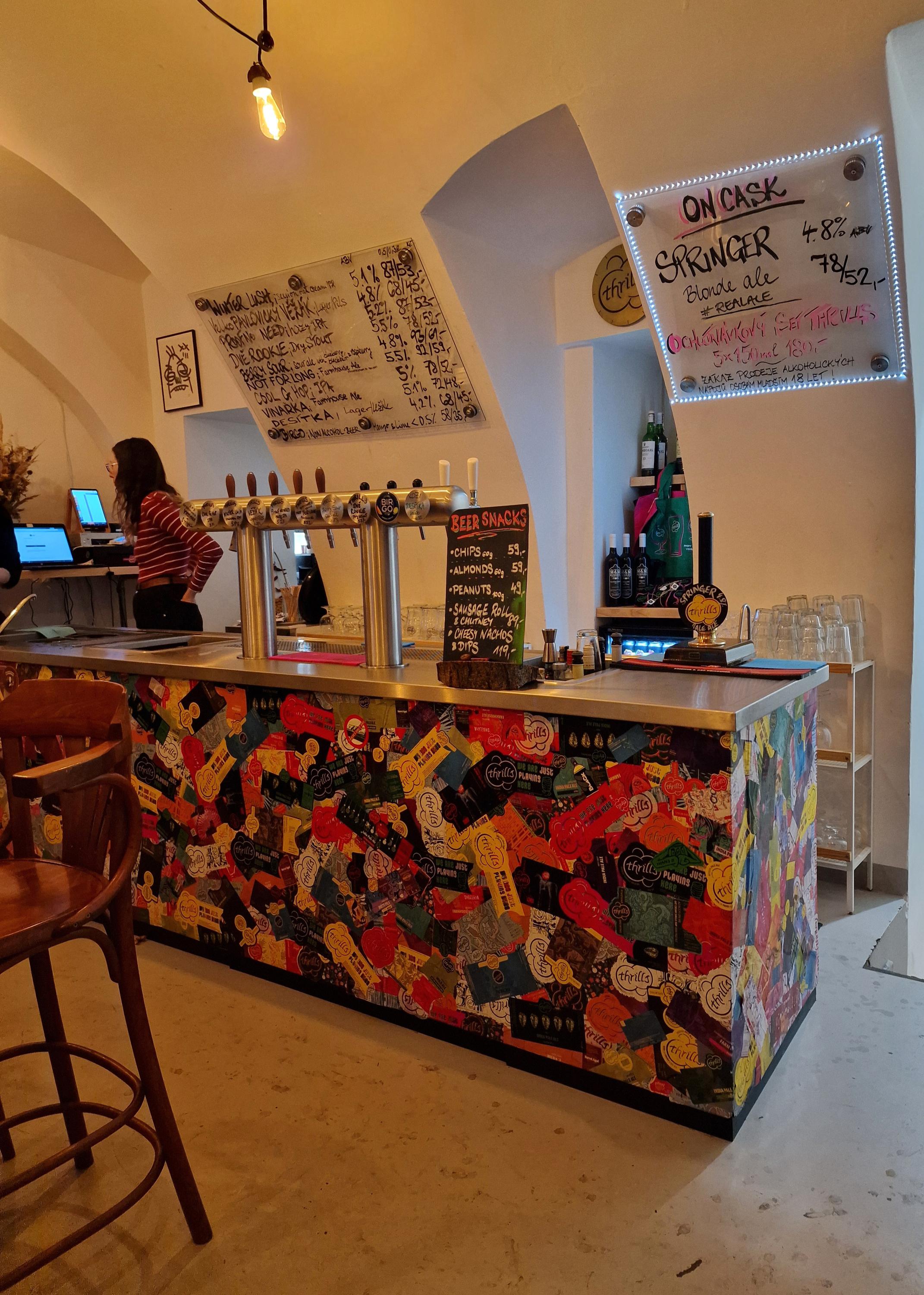 t PUUB, pivovarský výčep THRILLS brewery tap