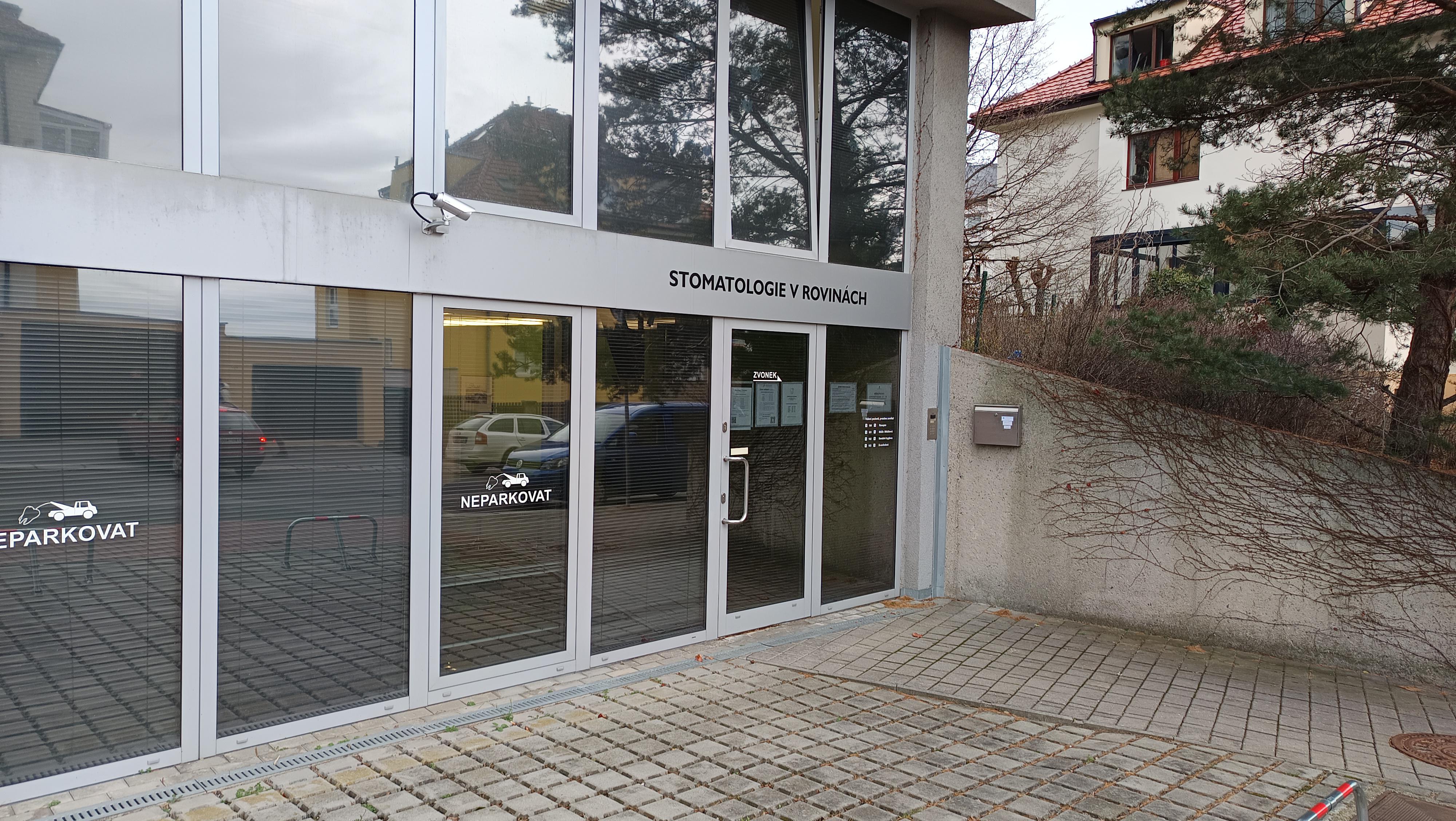 Stomatologie V Rovinách foto 1