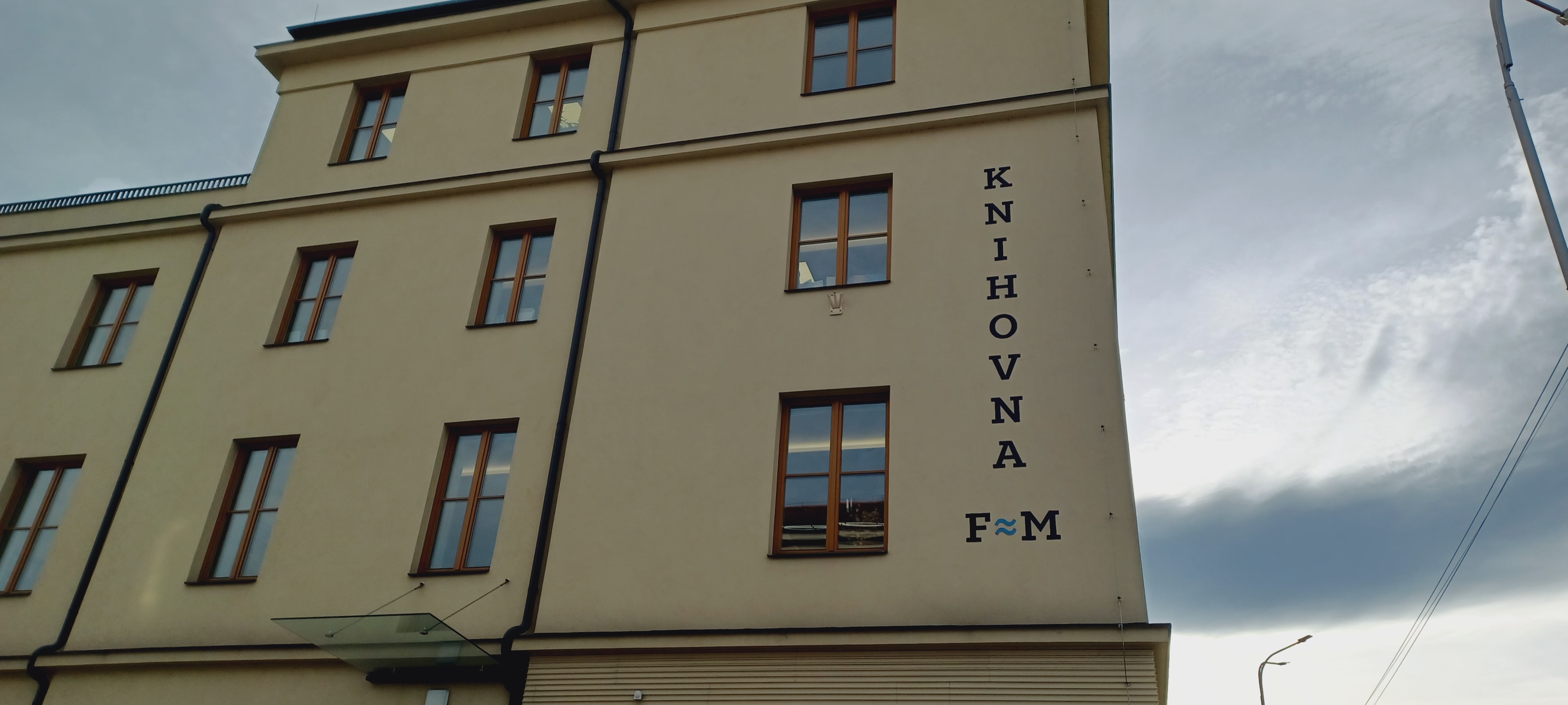 Městská knihovna F-M, pobočka Místek foto 4
