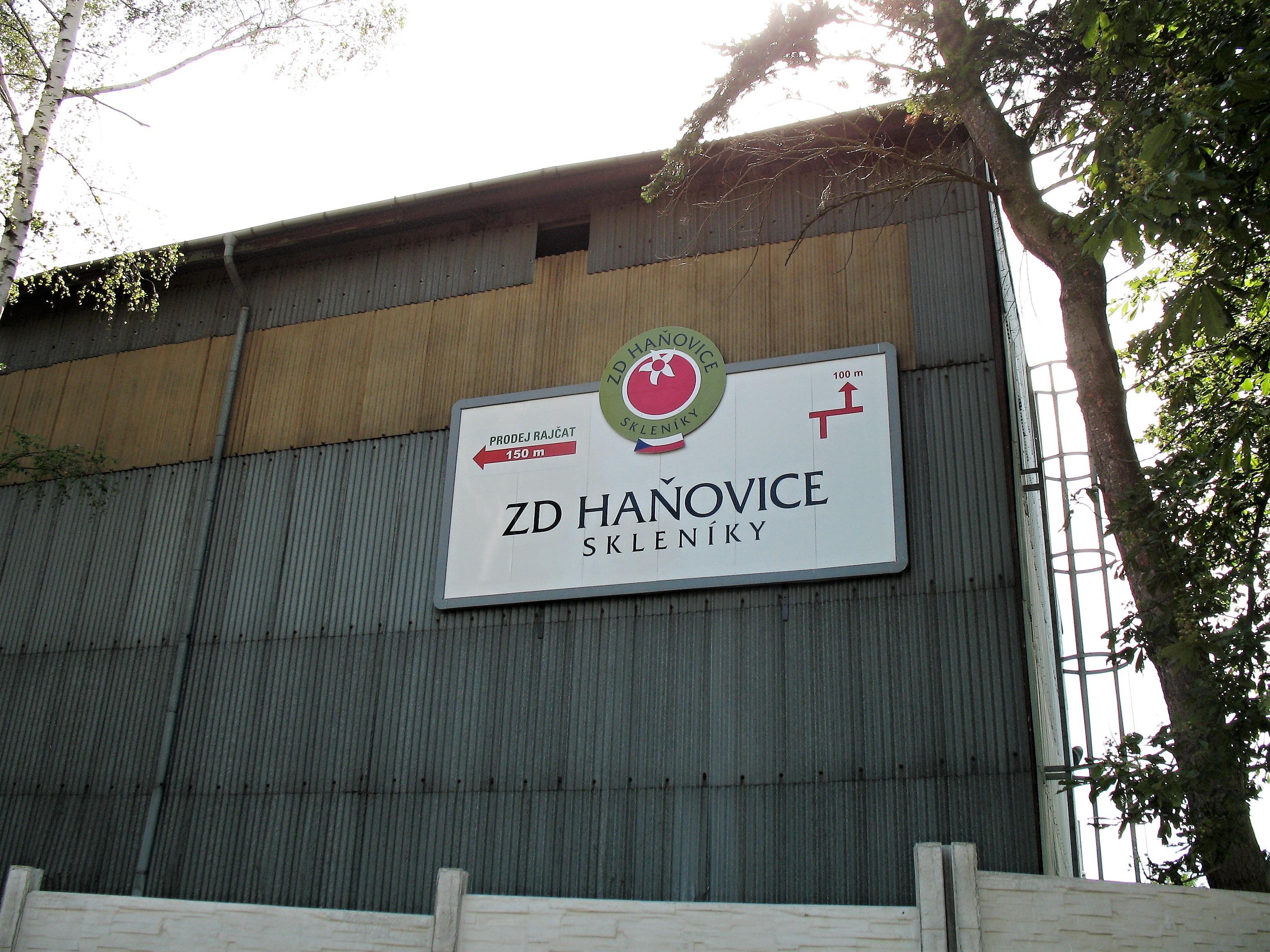 Zemědělské družstvo Haňovice - Prodejní automat foto 3