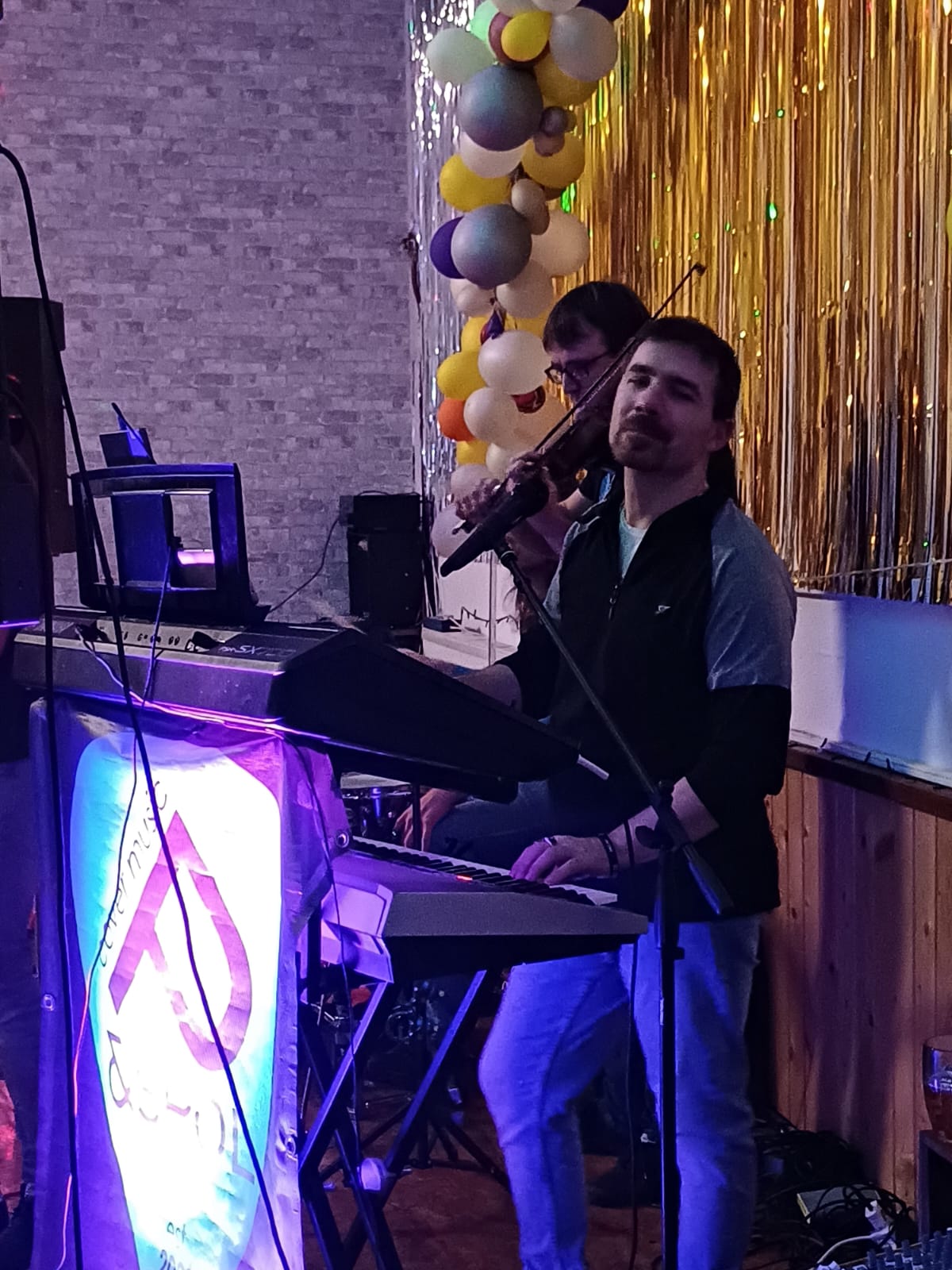 Kapela PátejPád cover music foto 3