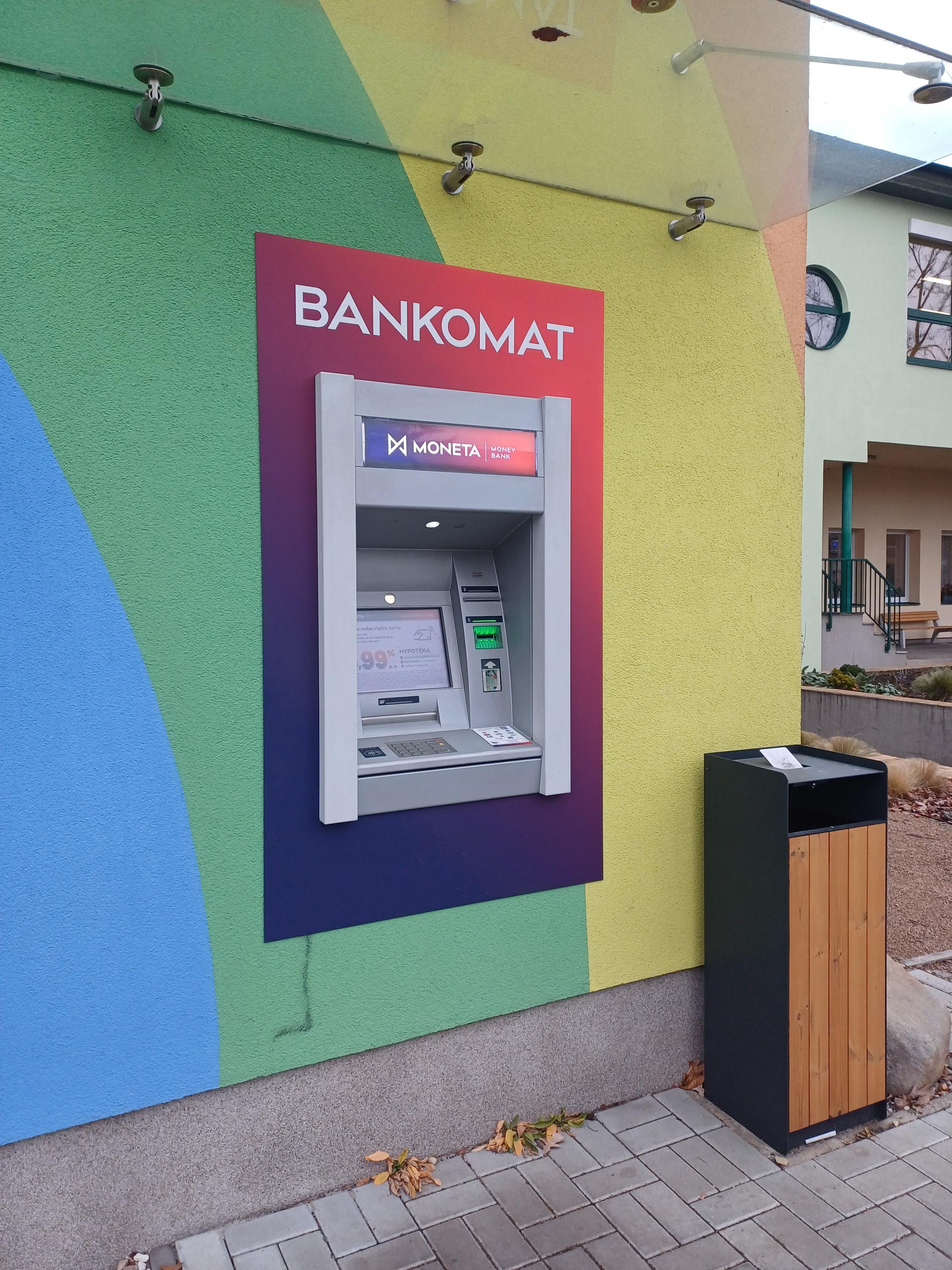 Bankomat MONETA Money Bank foto 1