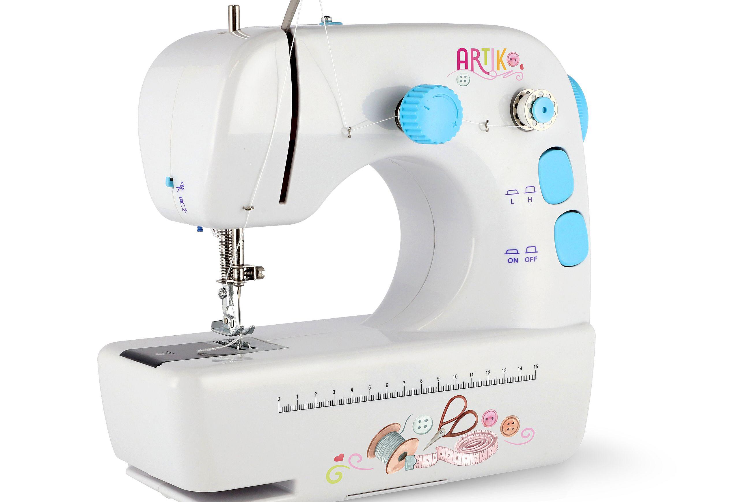 Šicí stroj pro naše malé i velké švadlenky