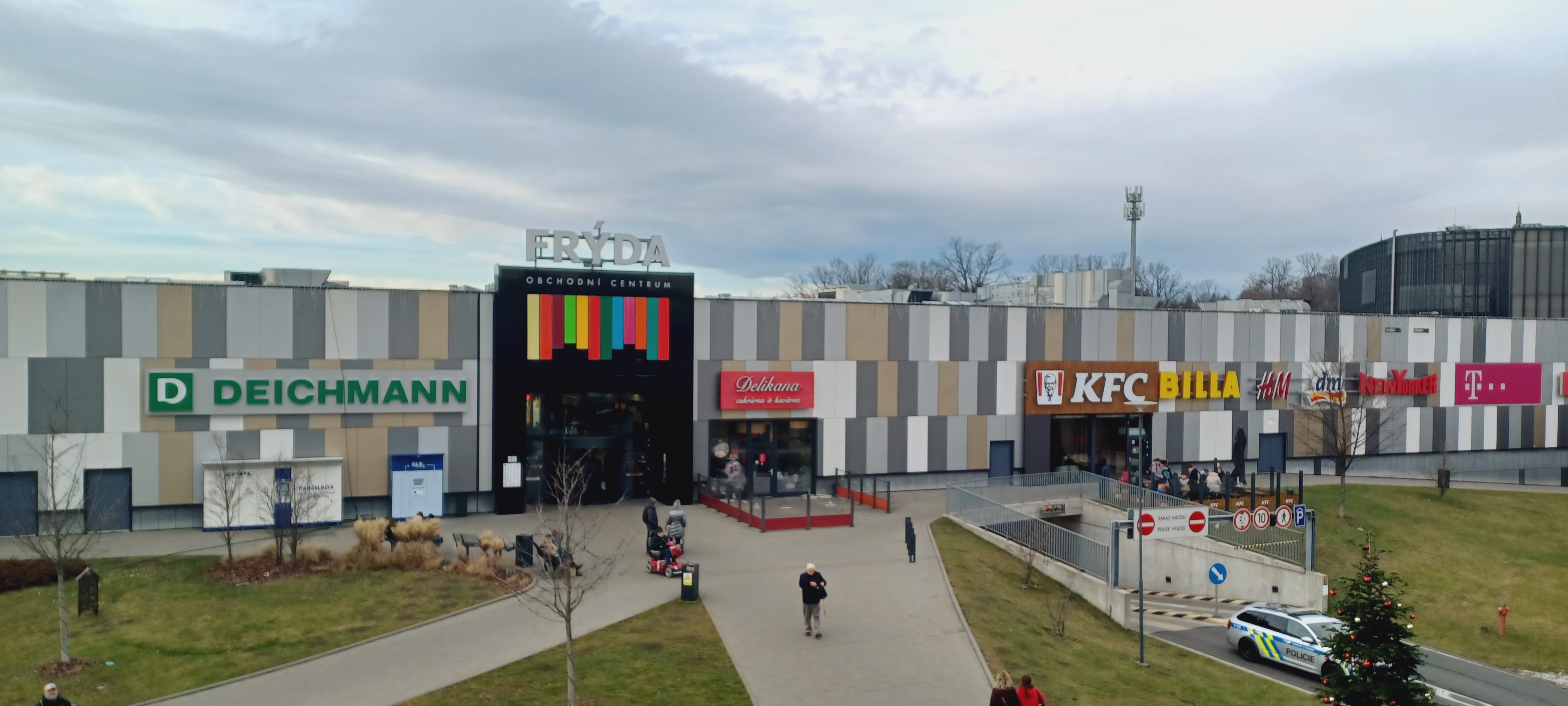 Obchodní centrum FRÝDA foto 4