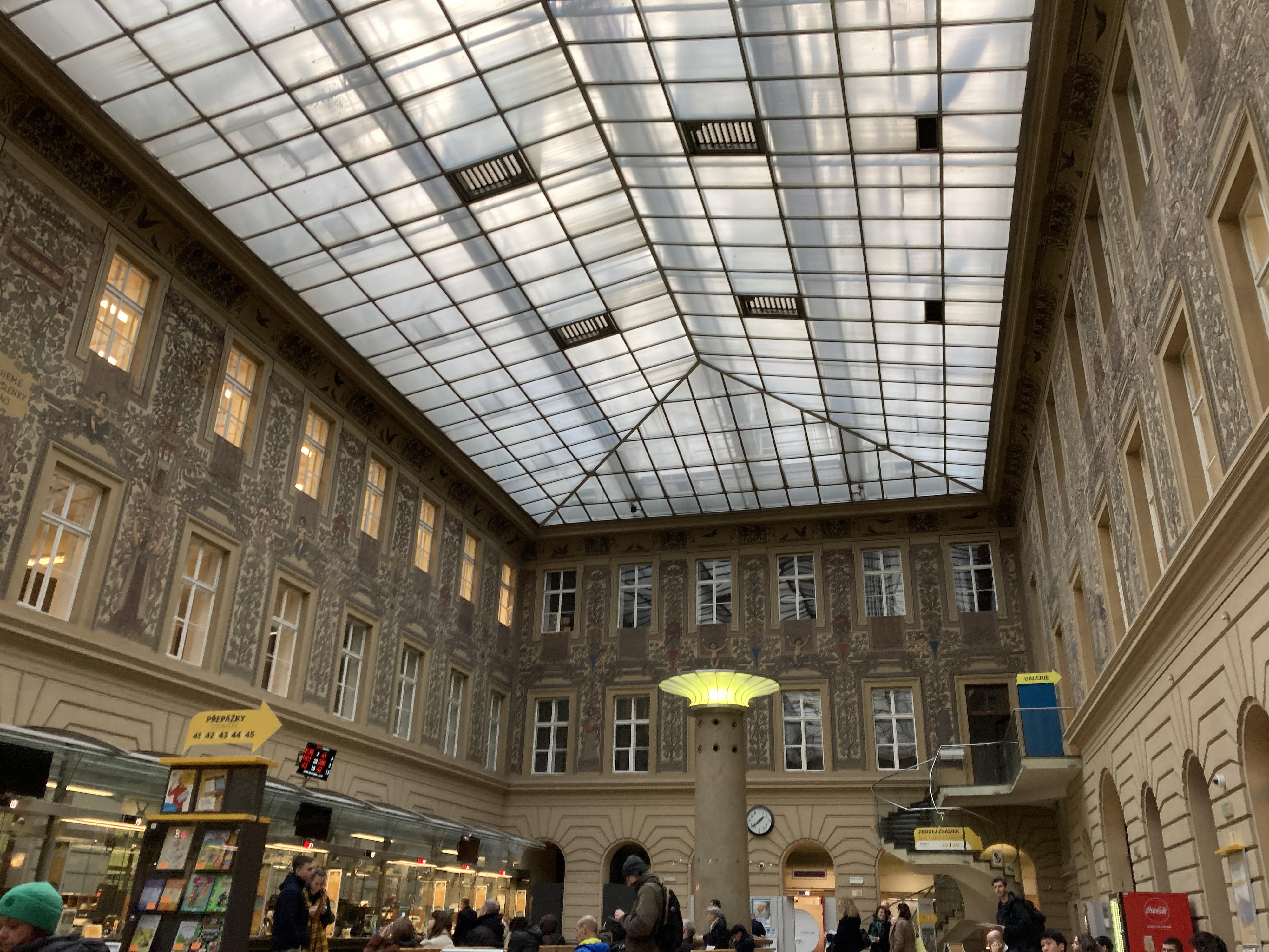 Pošta Praha 1 foto 3
