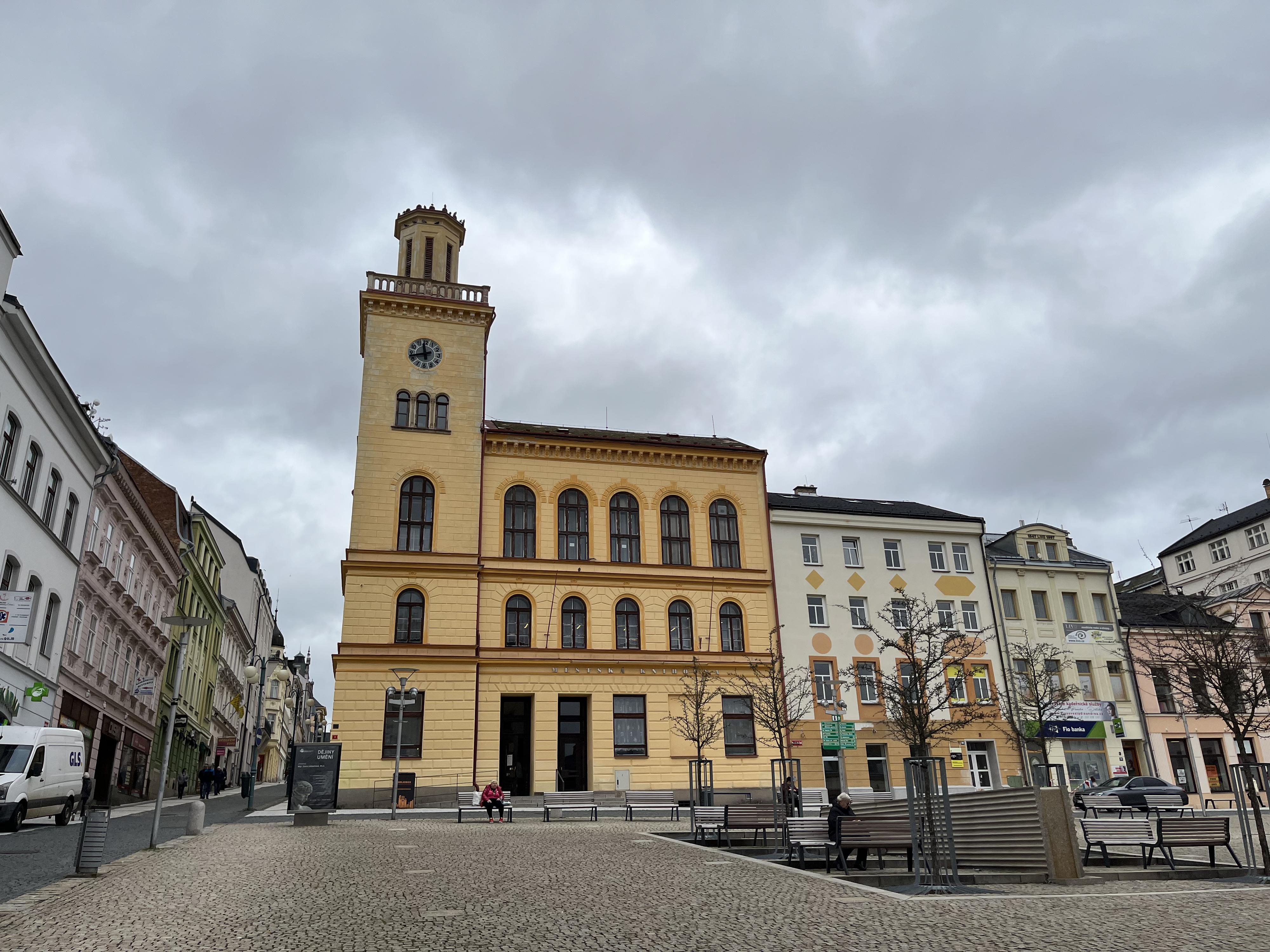 Městská knihovna Jablonec nad Nisou foto 3