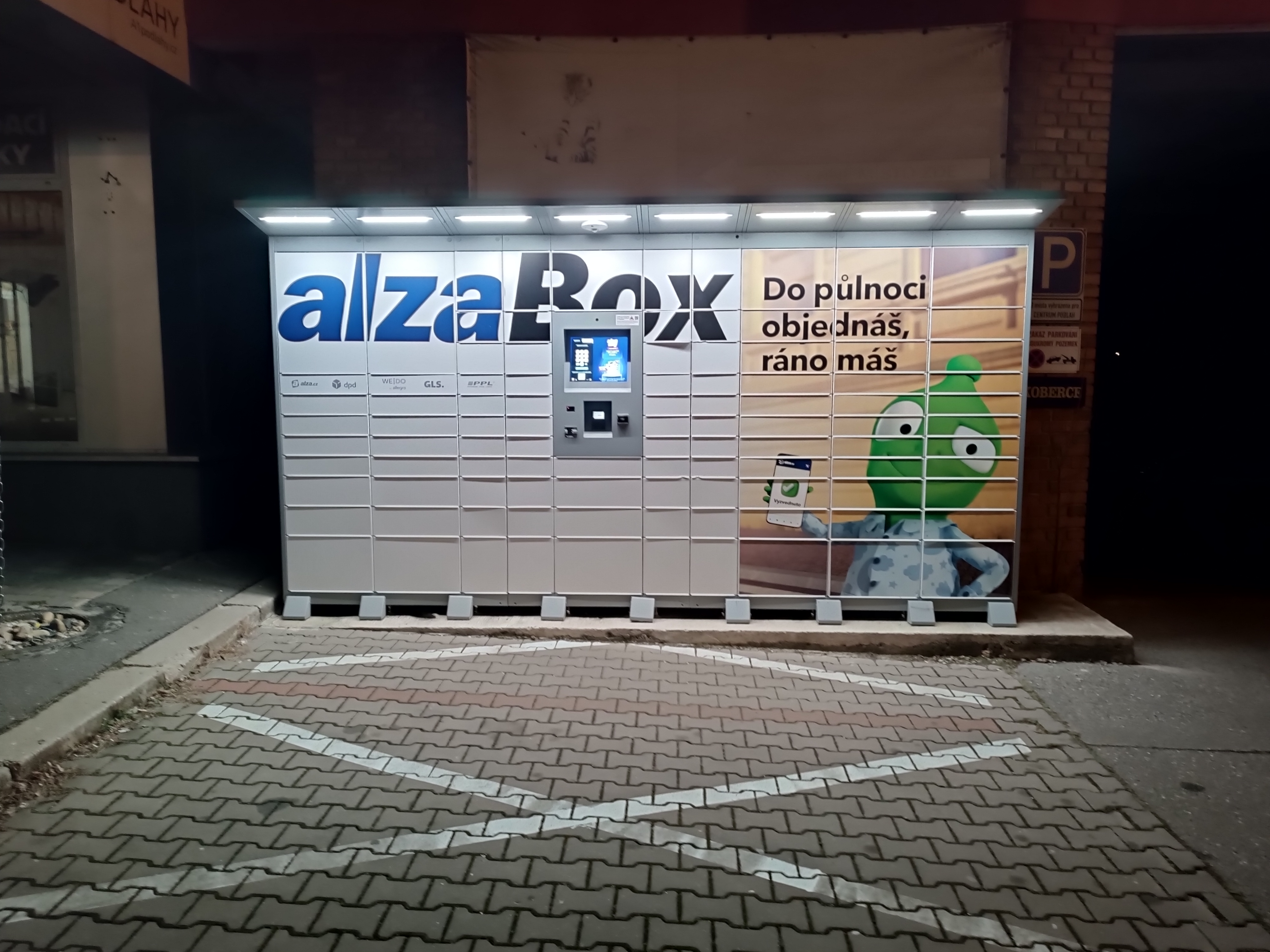 AlzaBox
