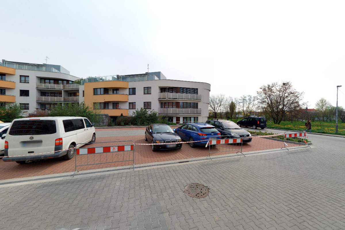 Ugorix Dent, s.r.o. foto 5