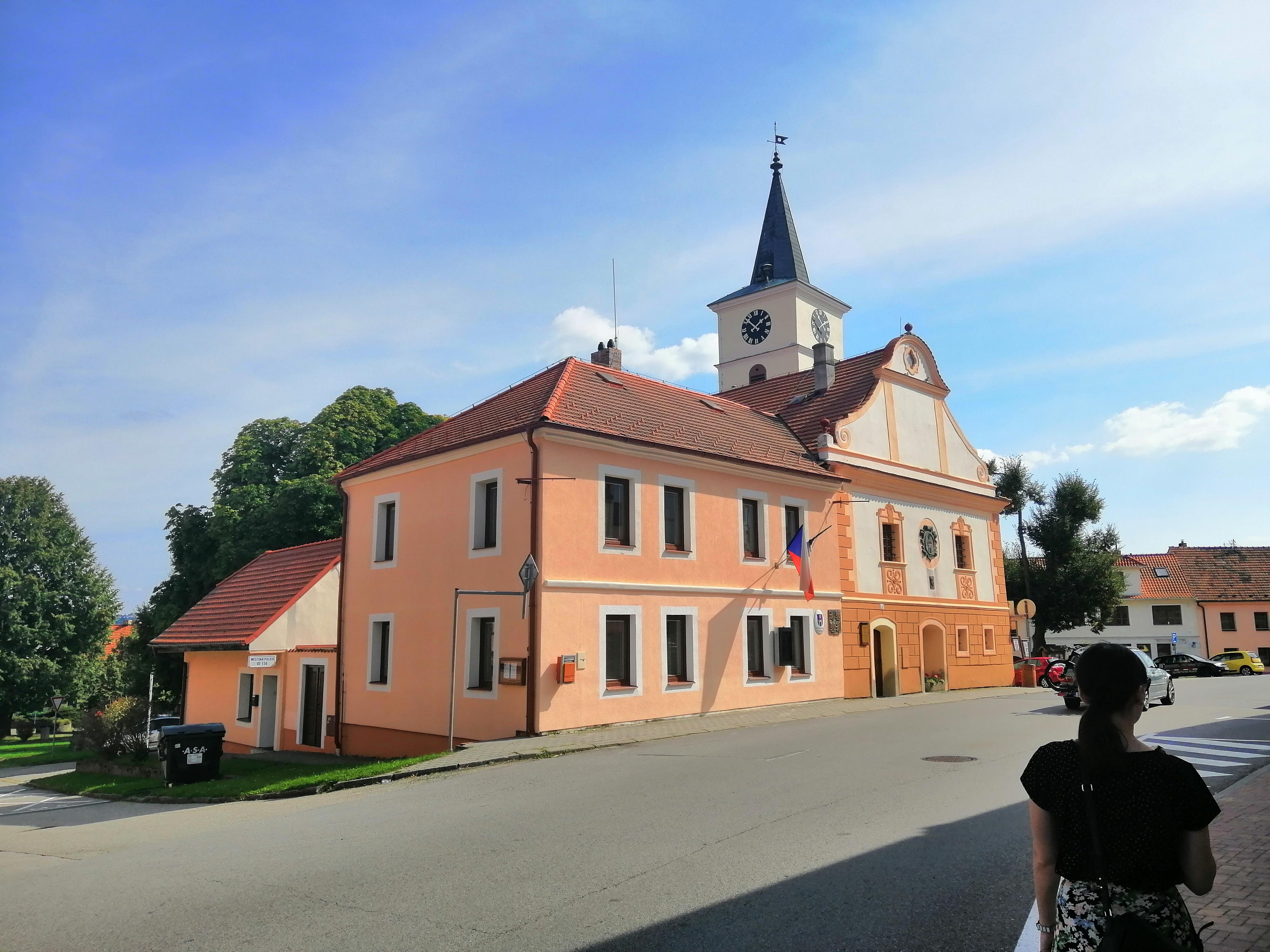 Velešín - městský úřad foto 6