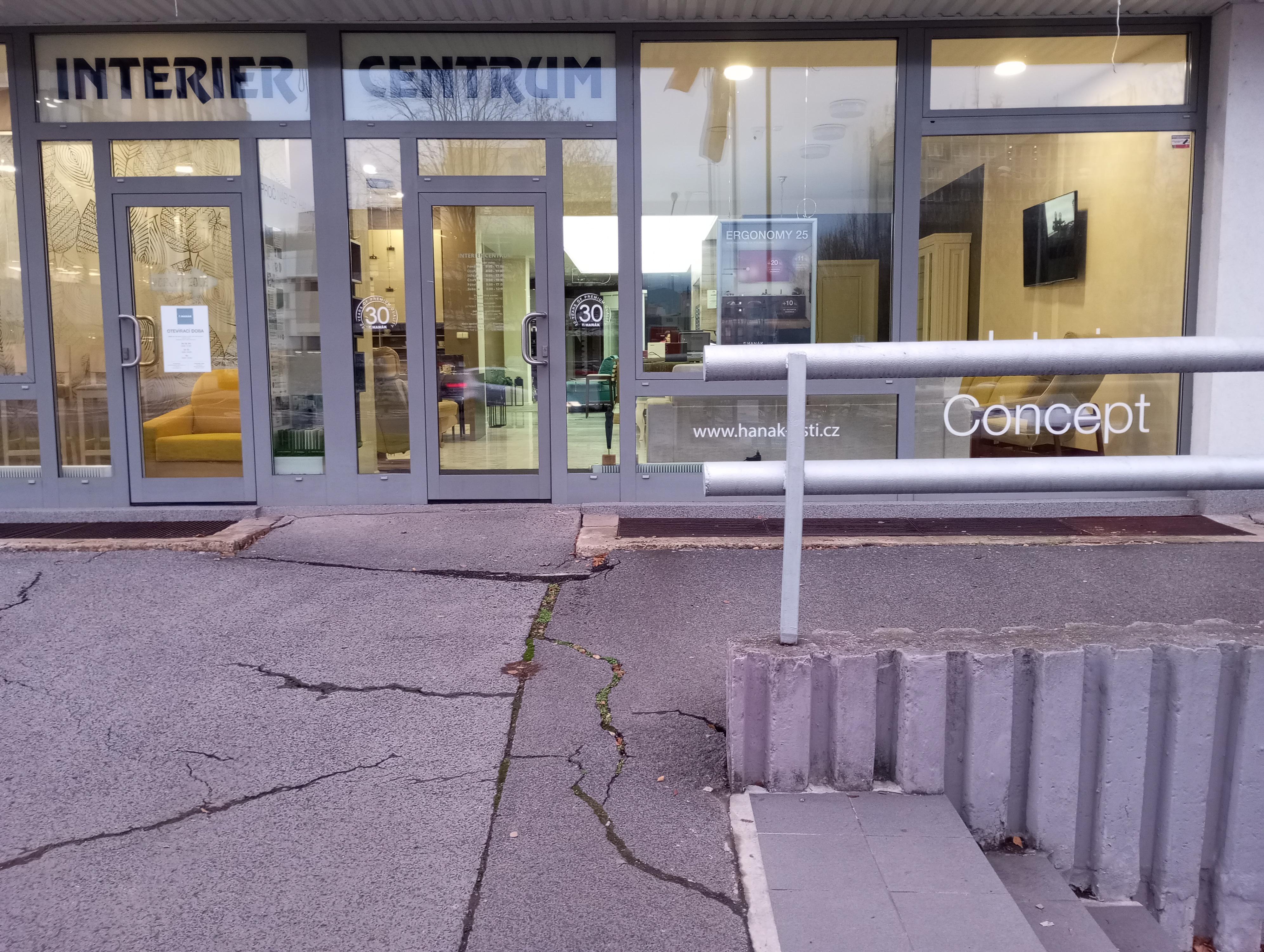 UL*KRAS - INTERIER CENTRUM foto 5