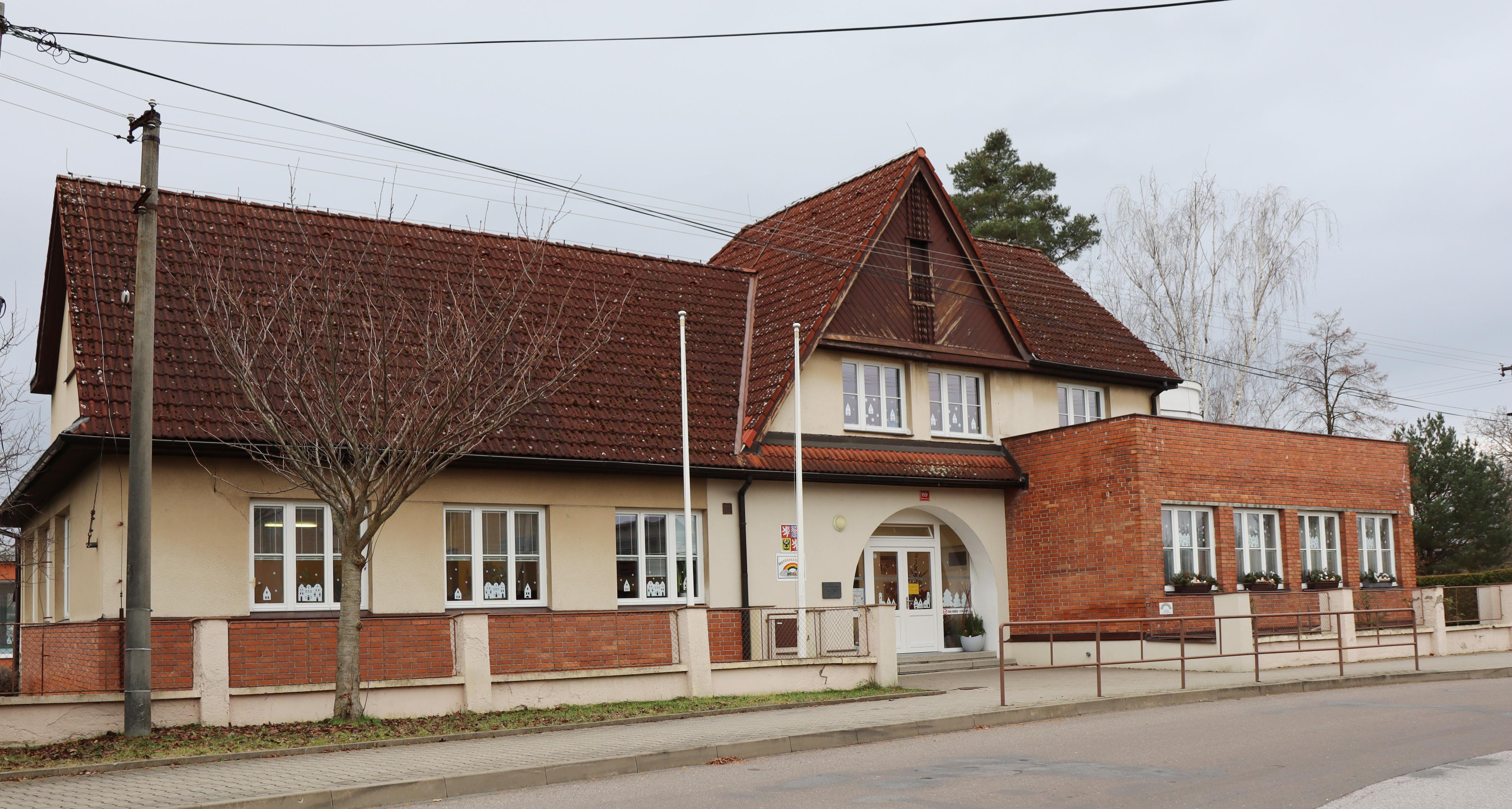 MŠ Duha Pardubice, Pražská foto 3
