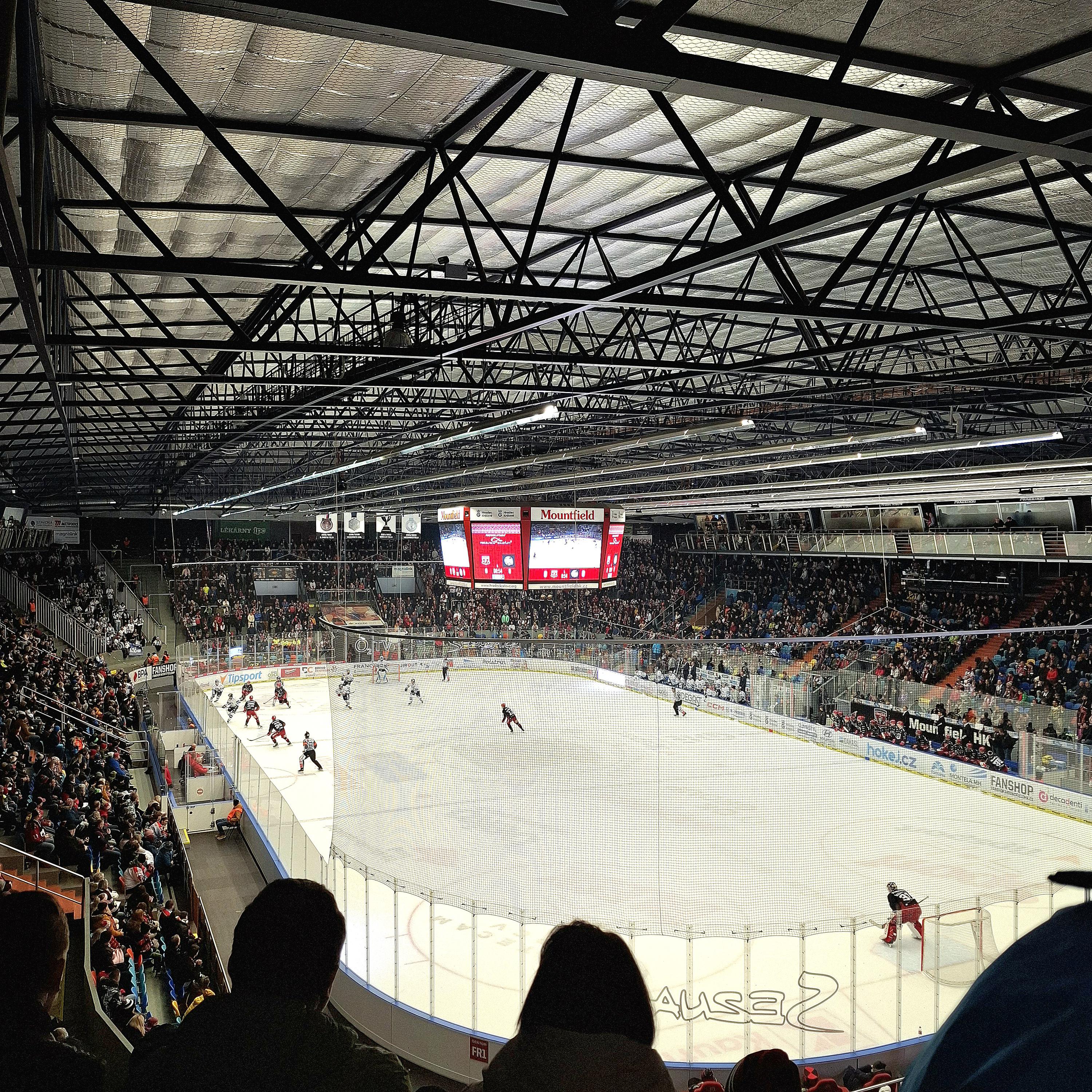 Zimní stadion Hradec Králové (ČPP Arena) foto 6