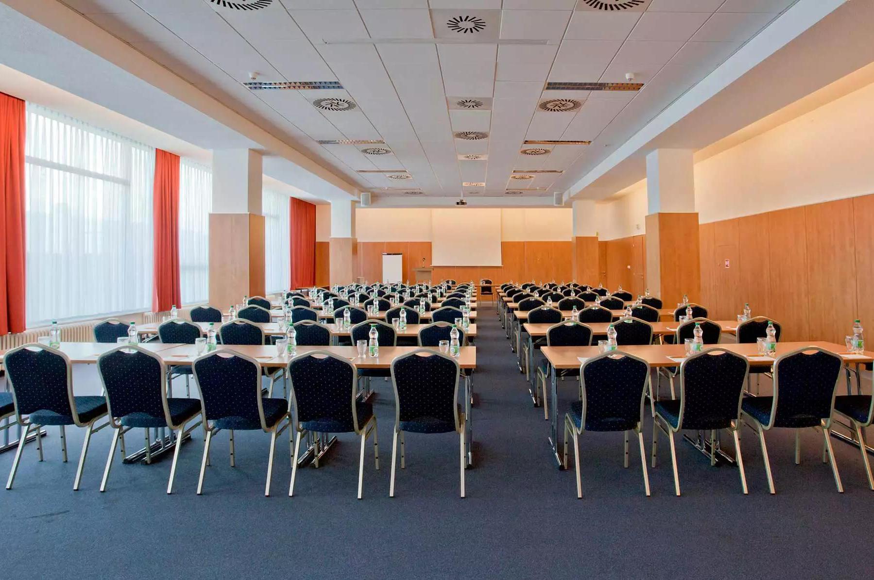 Pronájem konferenčního sálu