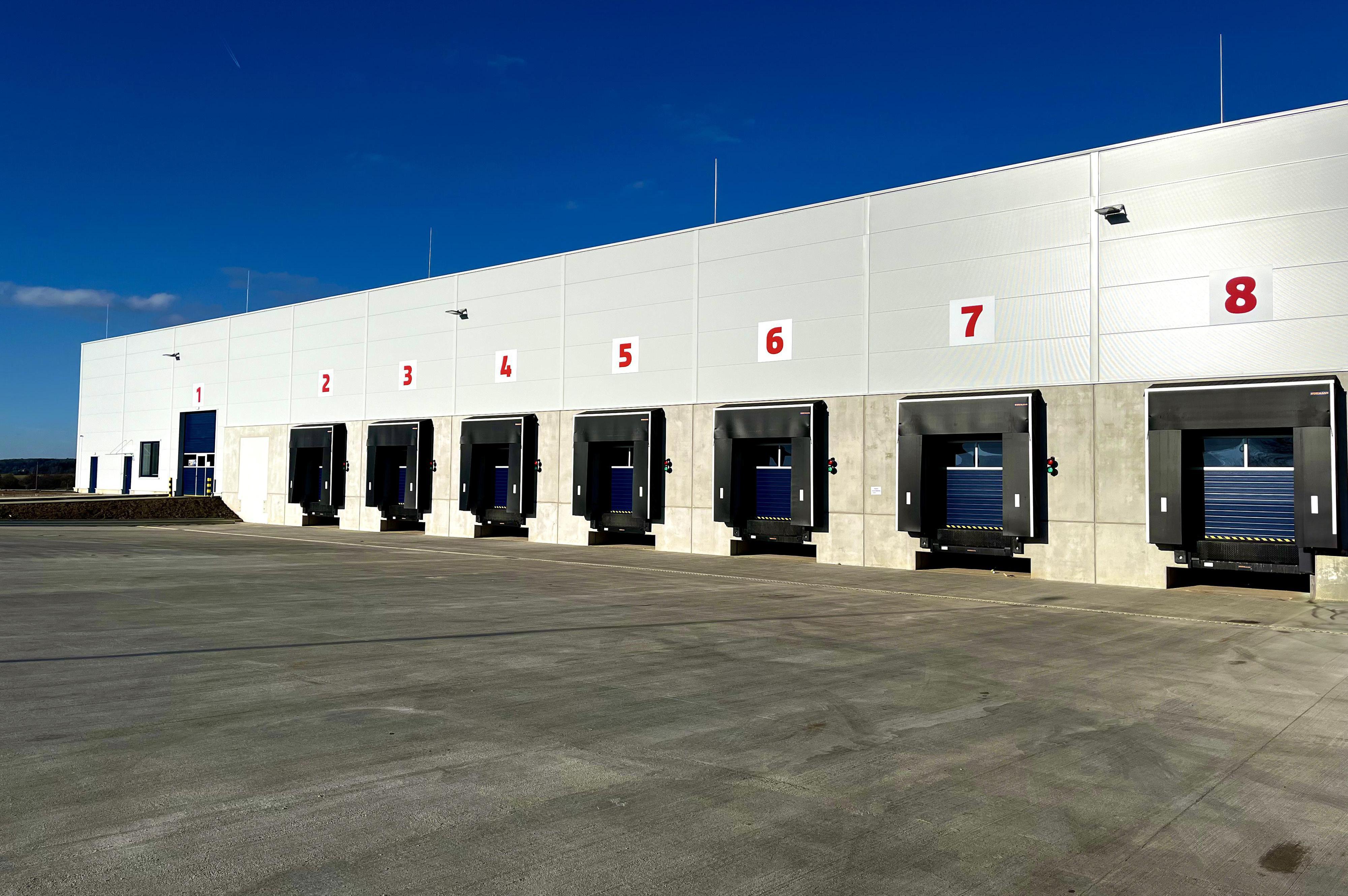 Hutchinson s.r.o. - Logistics center