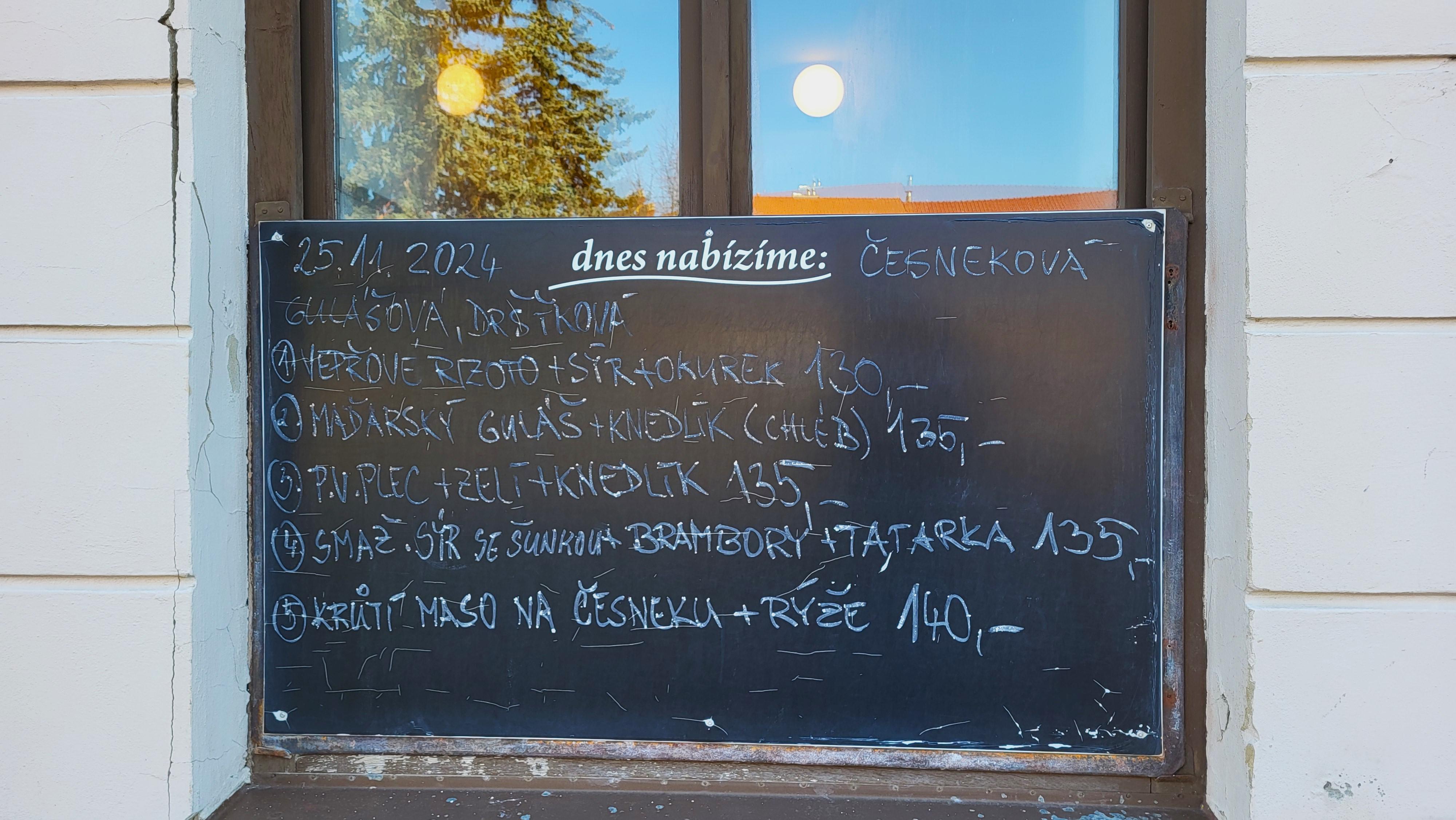 AK jídelna foto 5