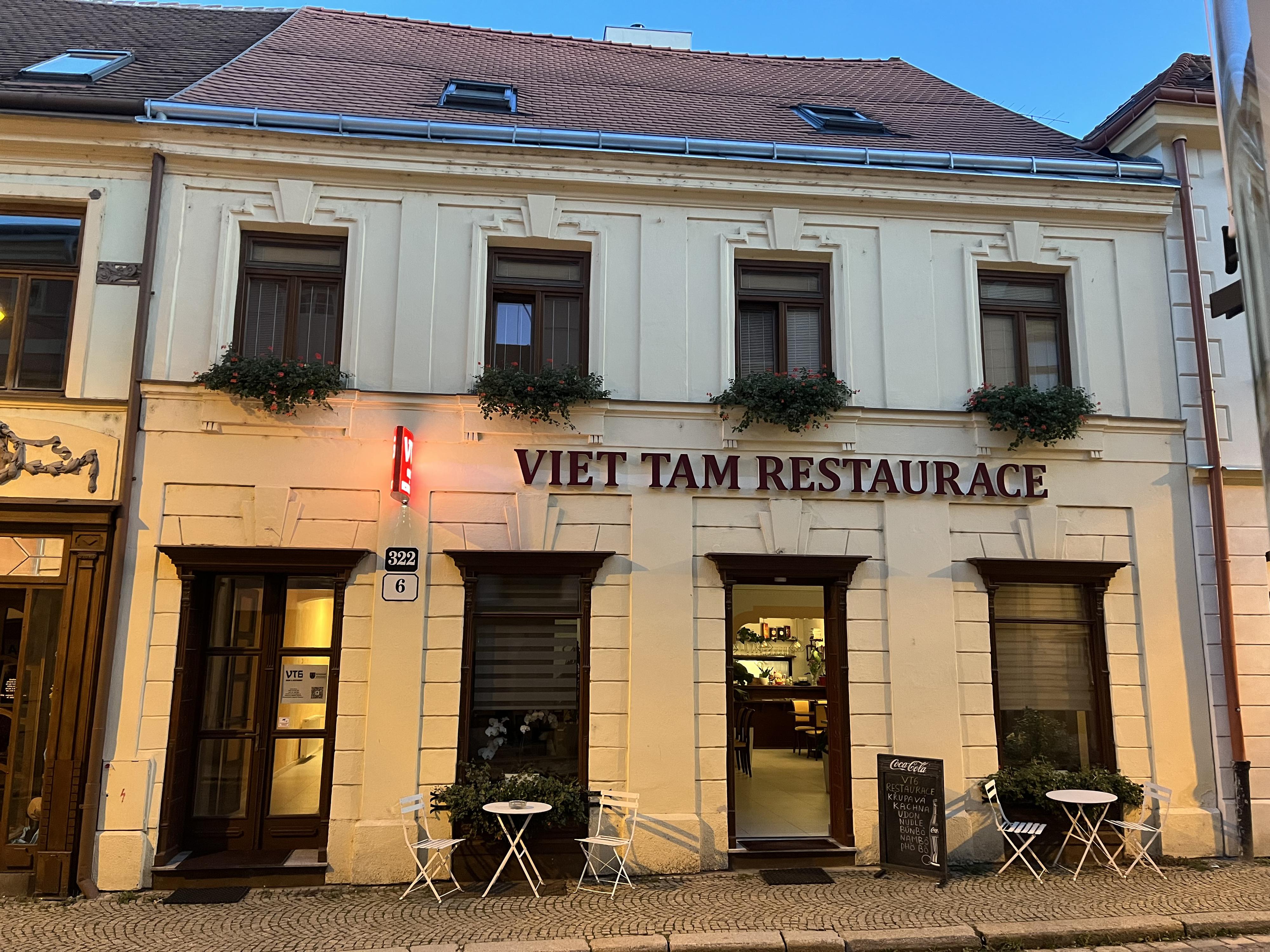 VT6 Restaurace foto 4