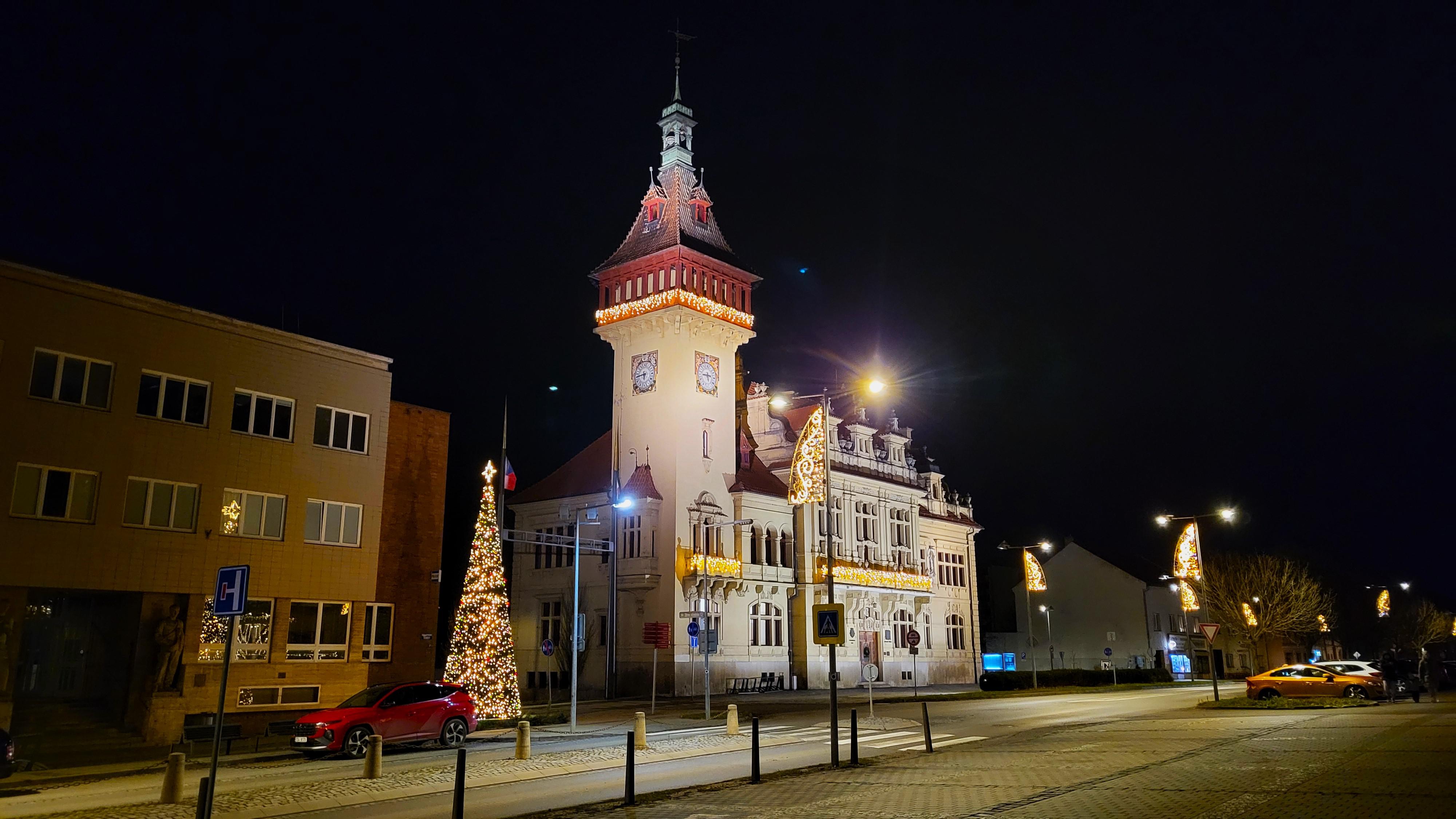 Napajedla - městský úřad foto 2