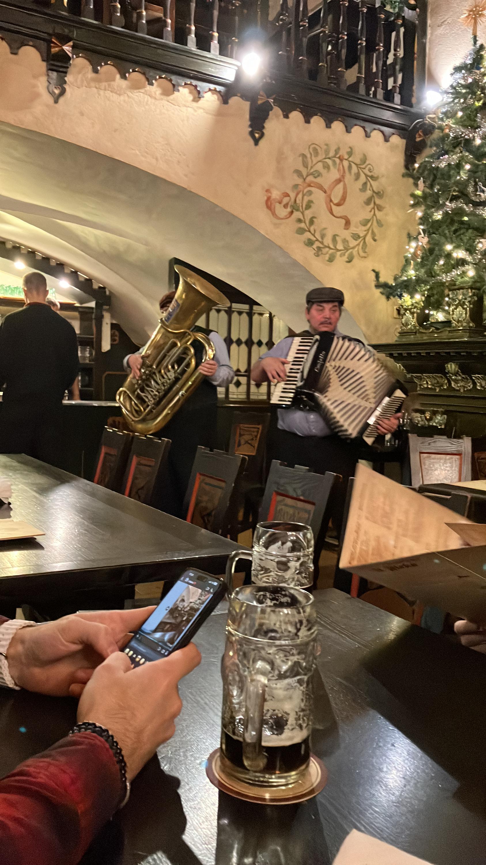 Restaurace U Fleků foto 2