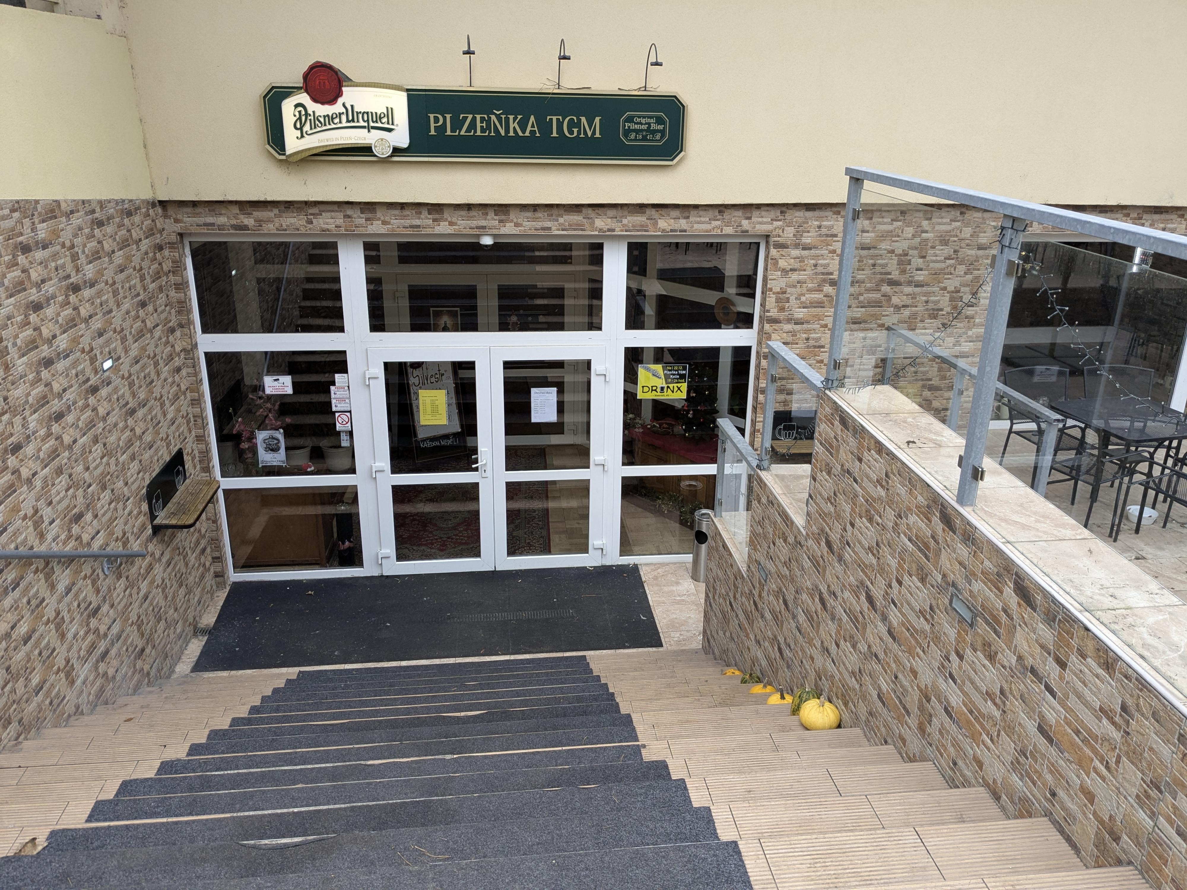 TGM Pizzerie Restaurant