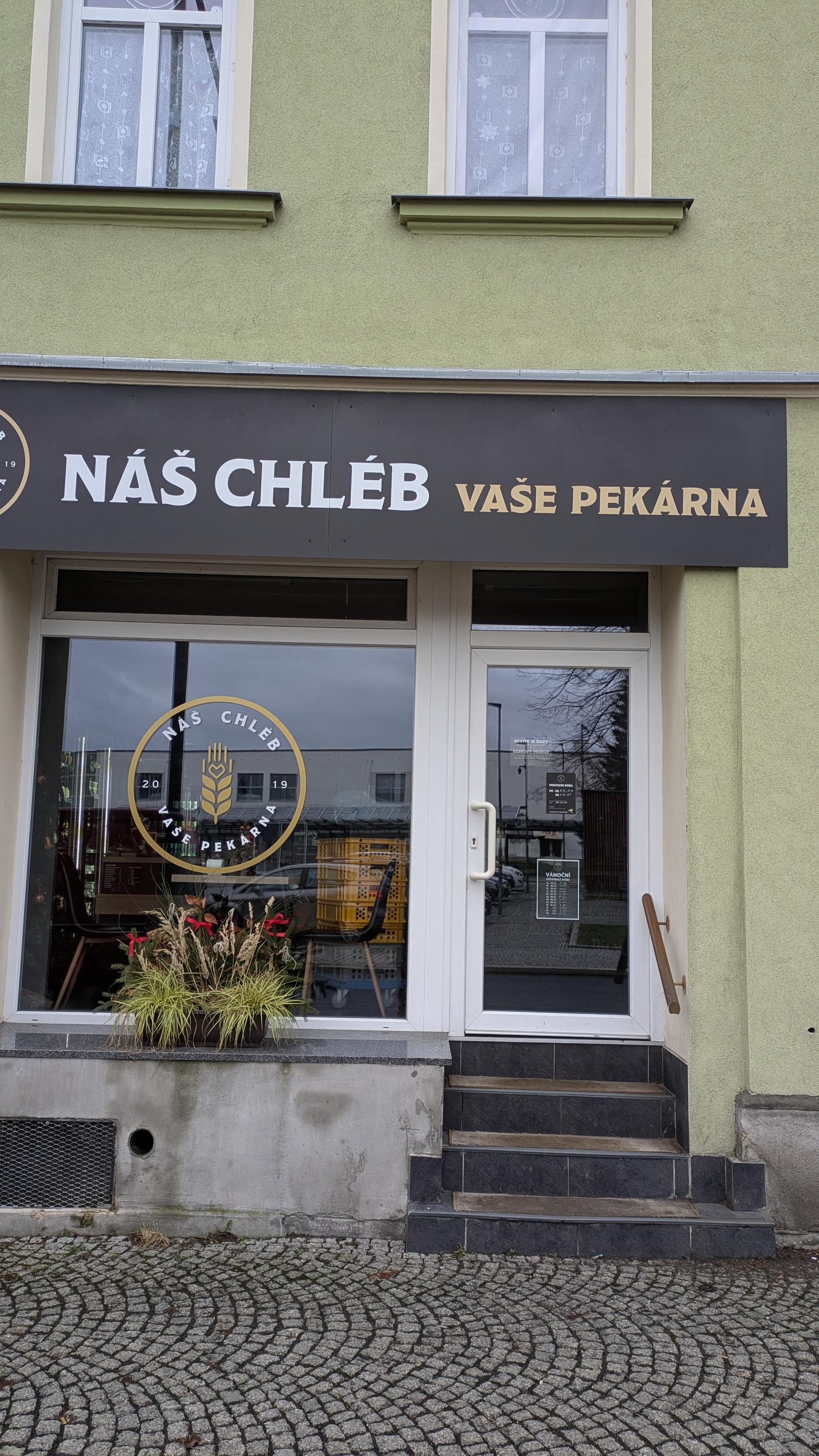 NÁŠ CHLÉB foto 2
