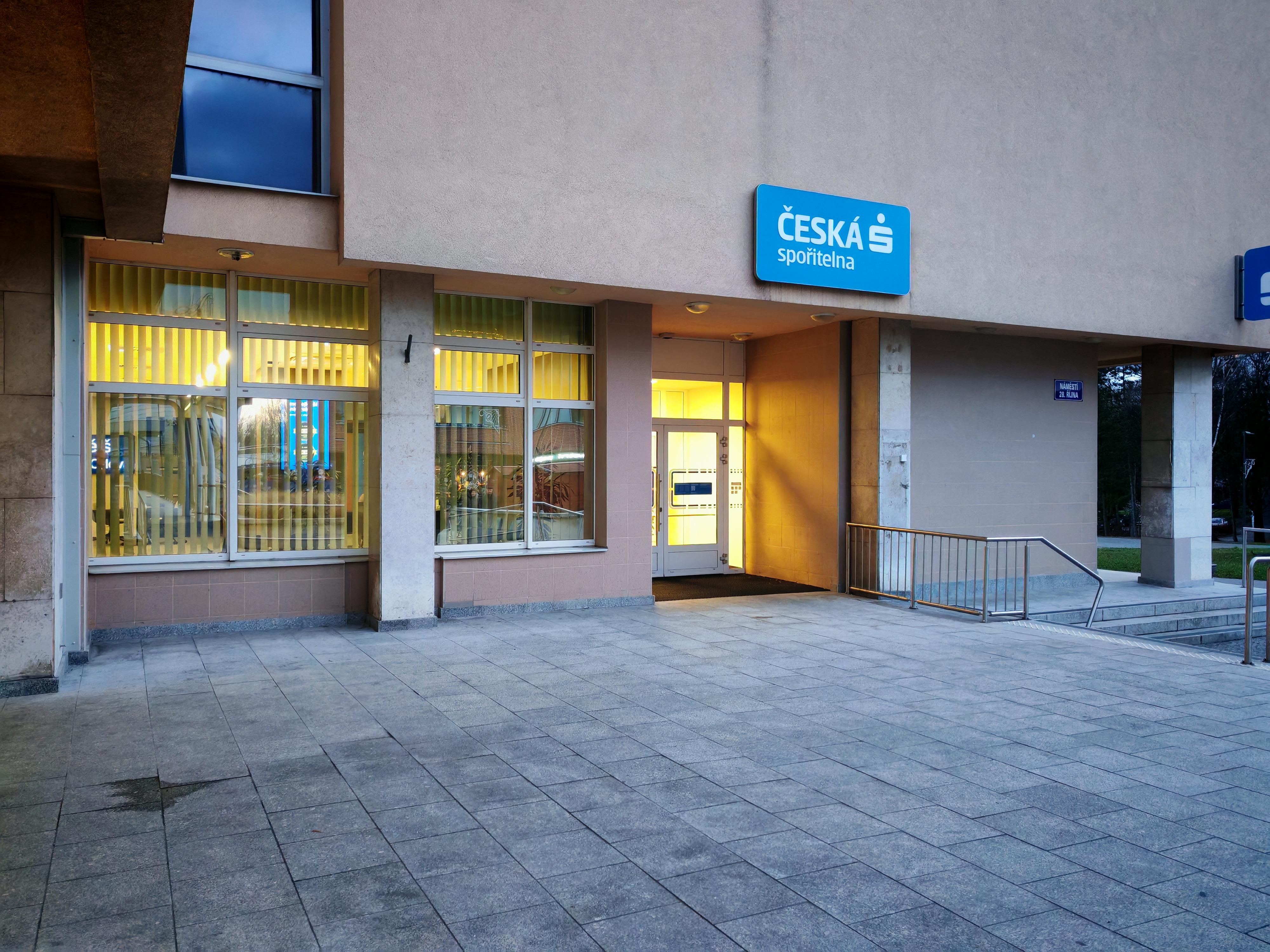 Česká spořitelna, a.s. foto 2