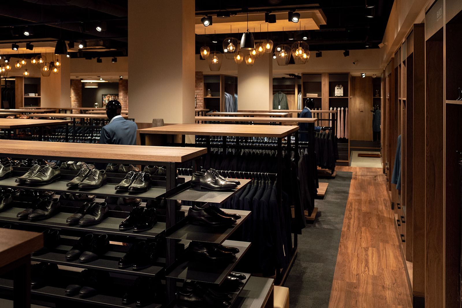 Pánské obleky BANDI foto 2