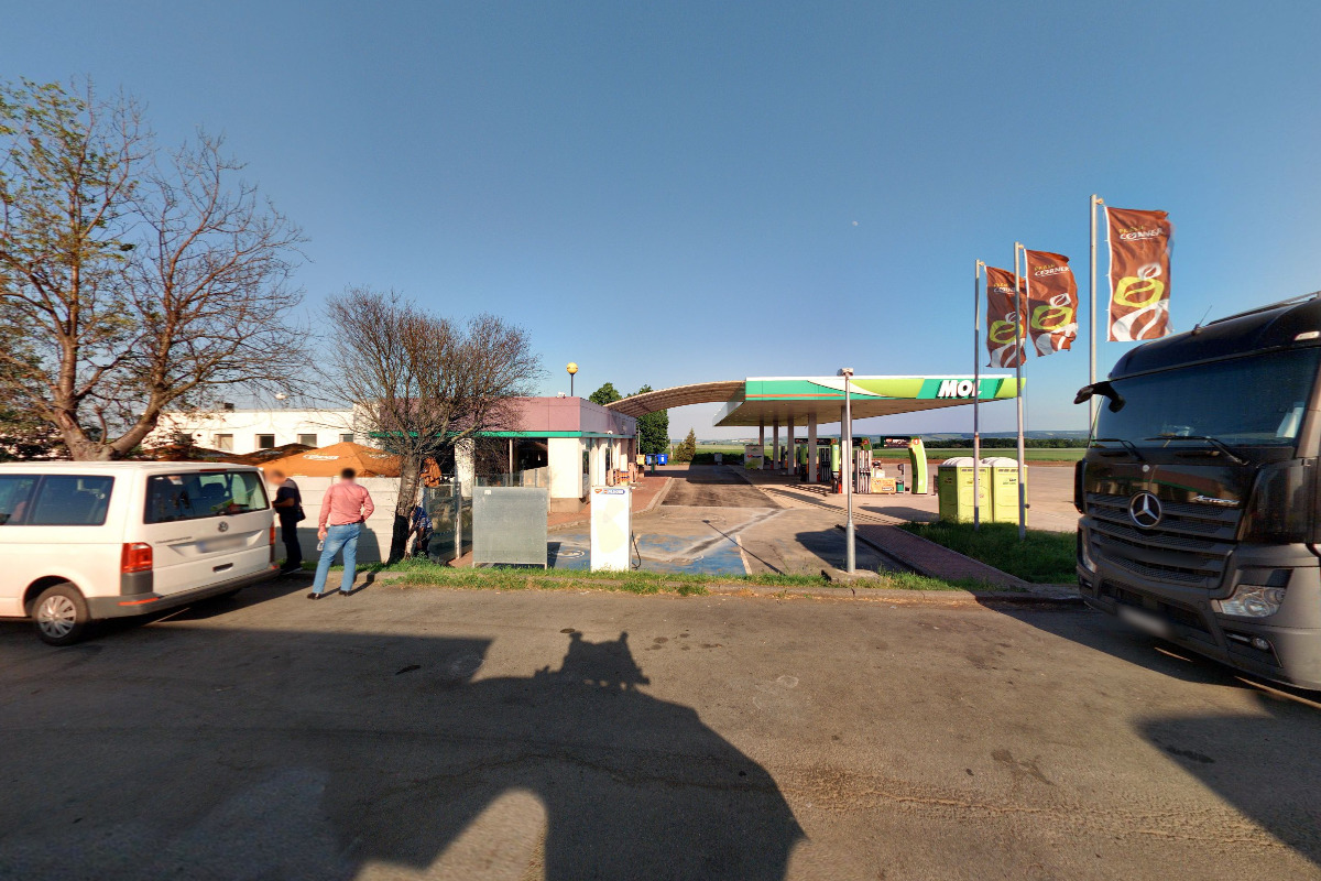 MOL - Nabíjecí stanice foto 5