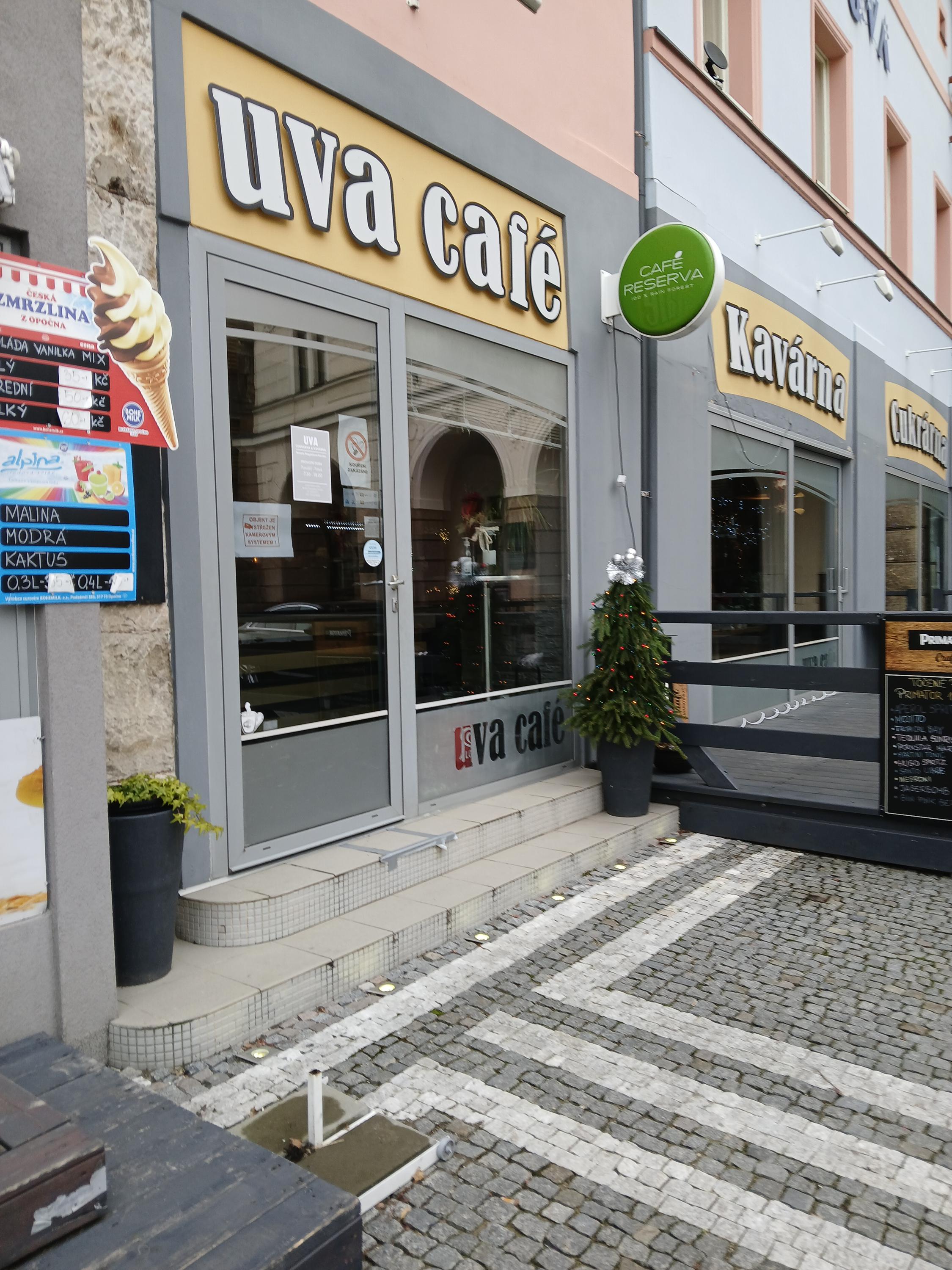 Kavárna a cukrárna Úva foto 1