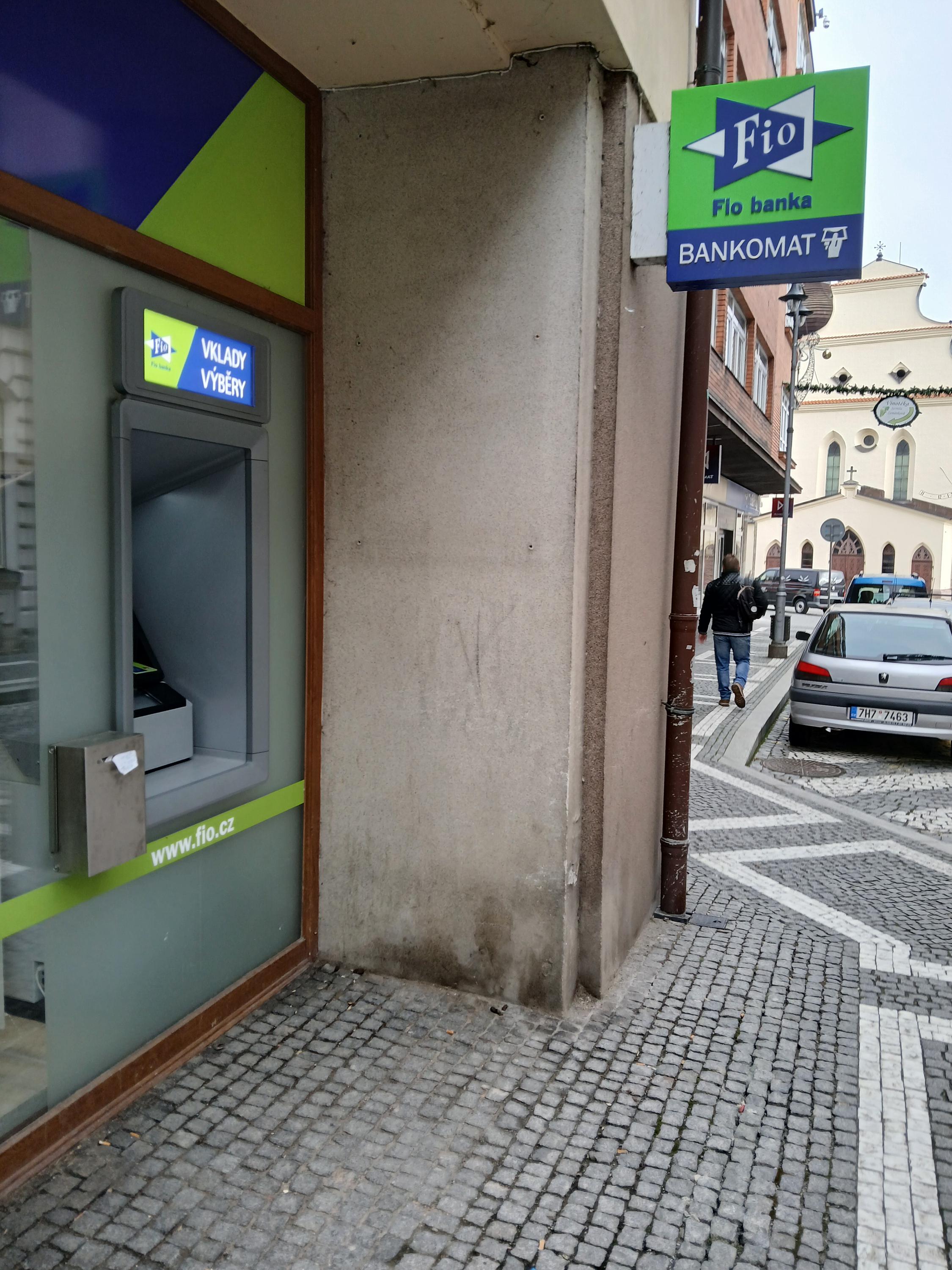 Bankomat Fio banky foto 3