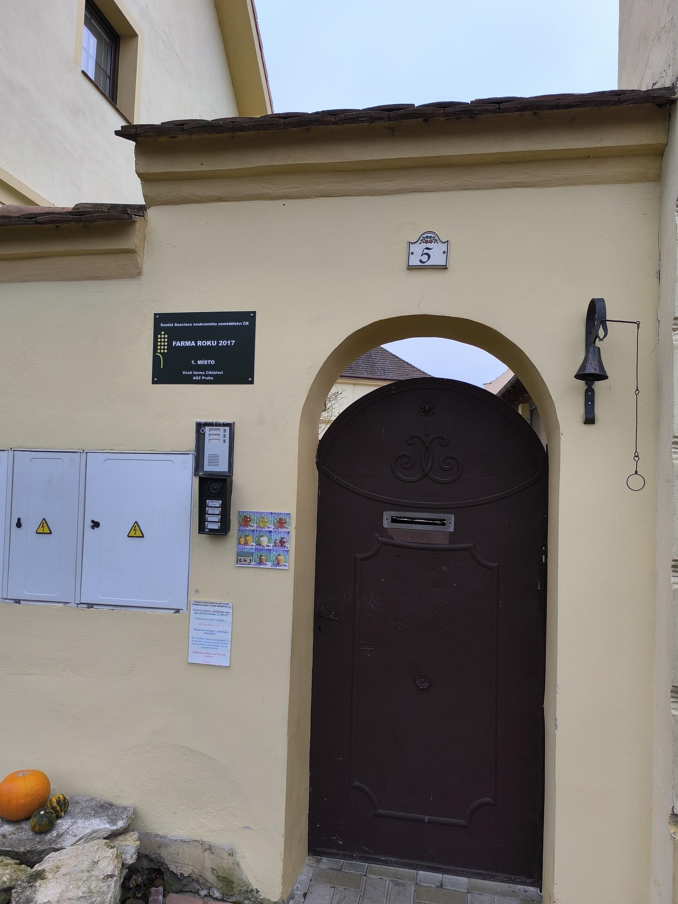 Včelí farma Cihlářovi foto 5