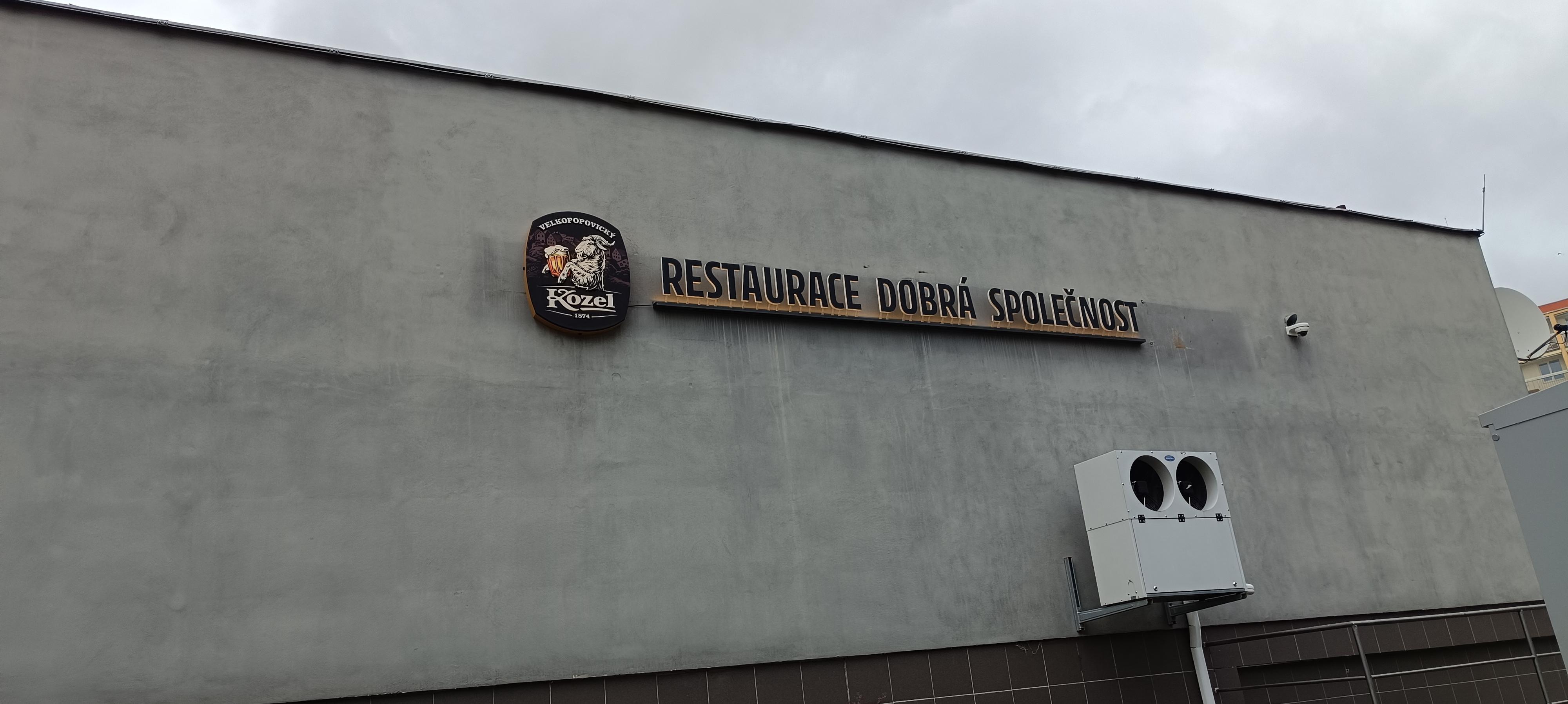 Restaurace Dobrá společnost foto 4