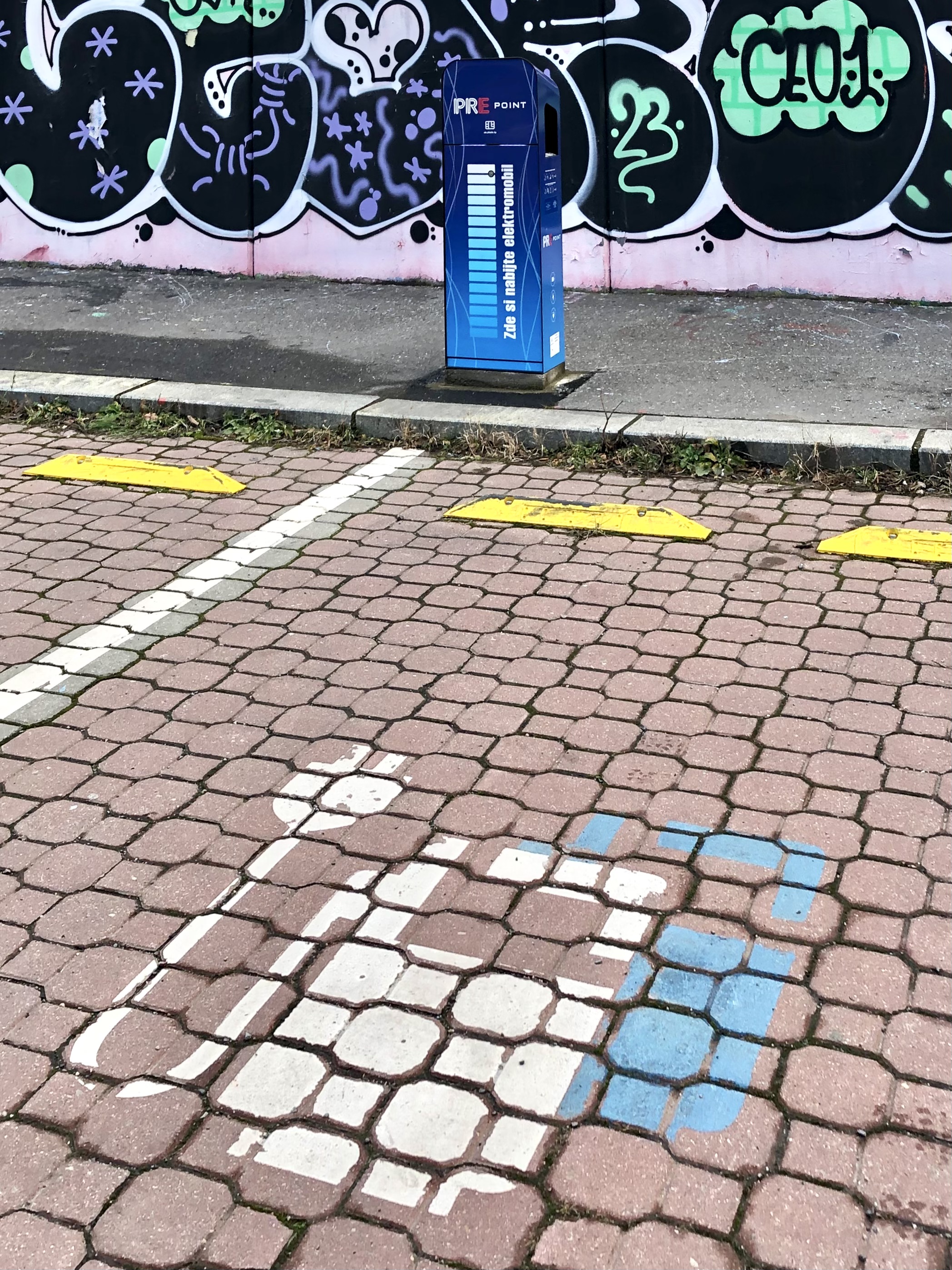 PREpoint - nabíjecí stanice PRE foto 2