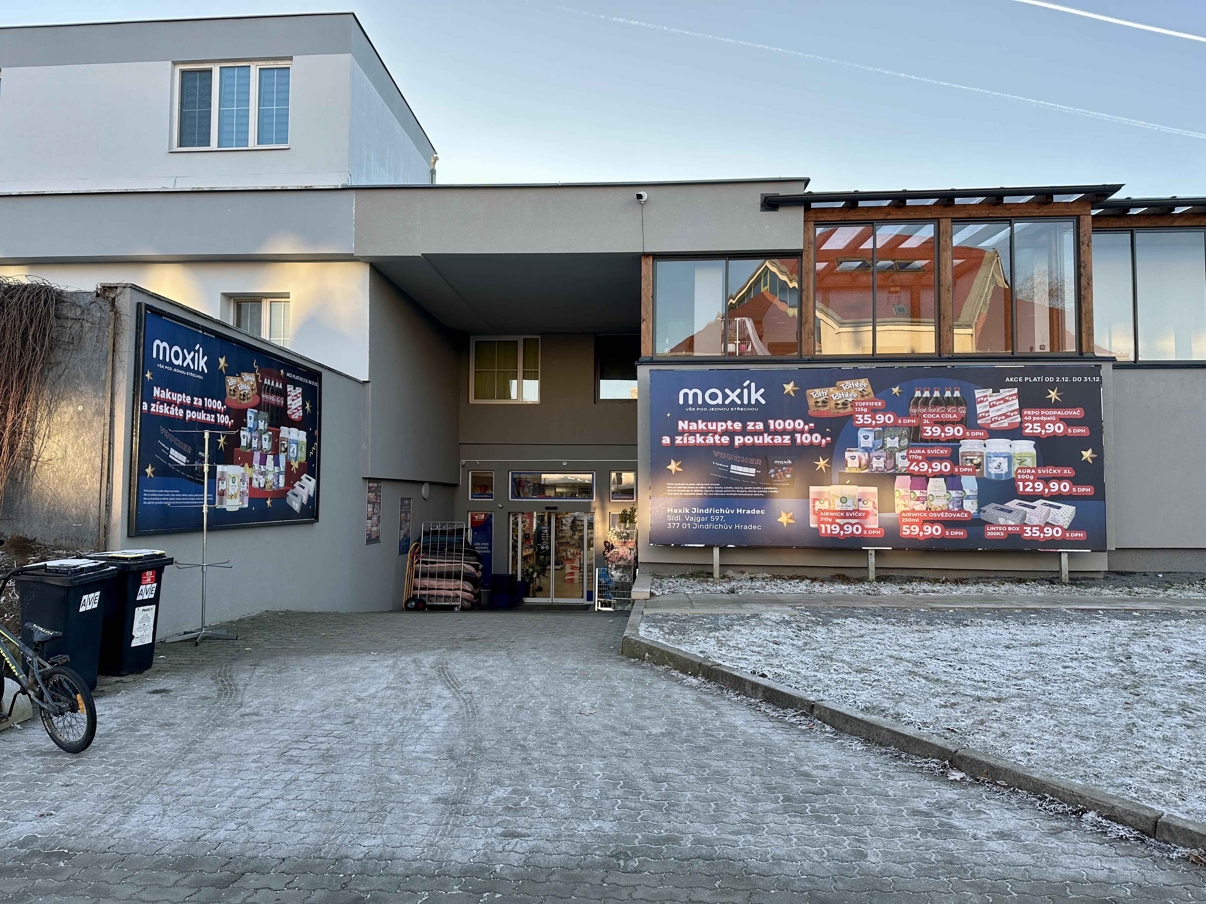 Maxík market